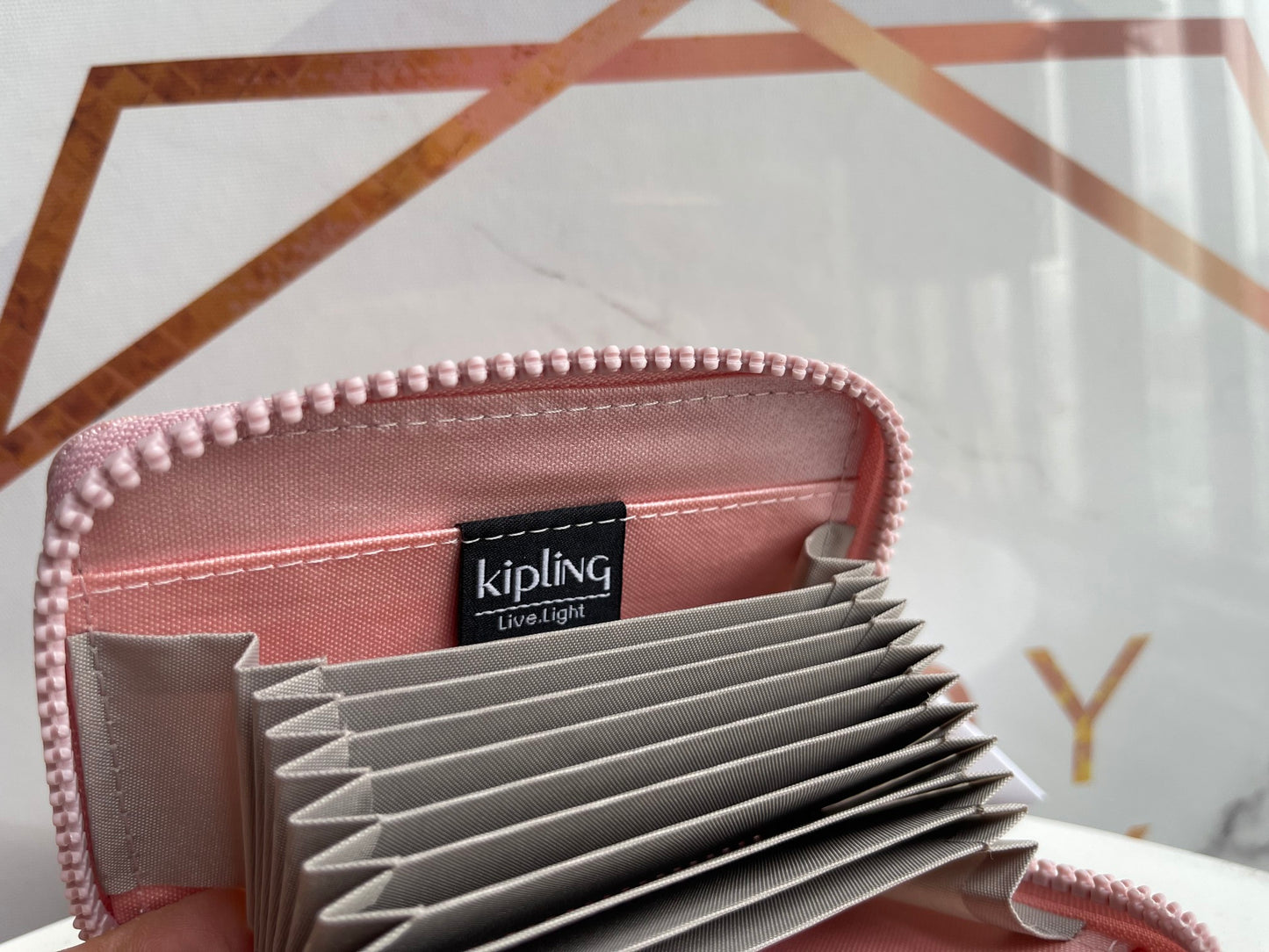 KIP BAG-590