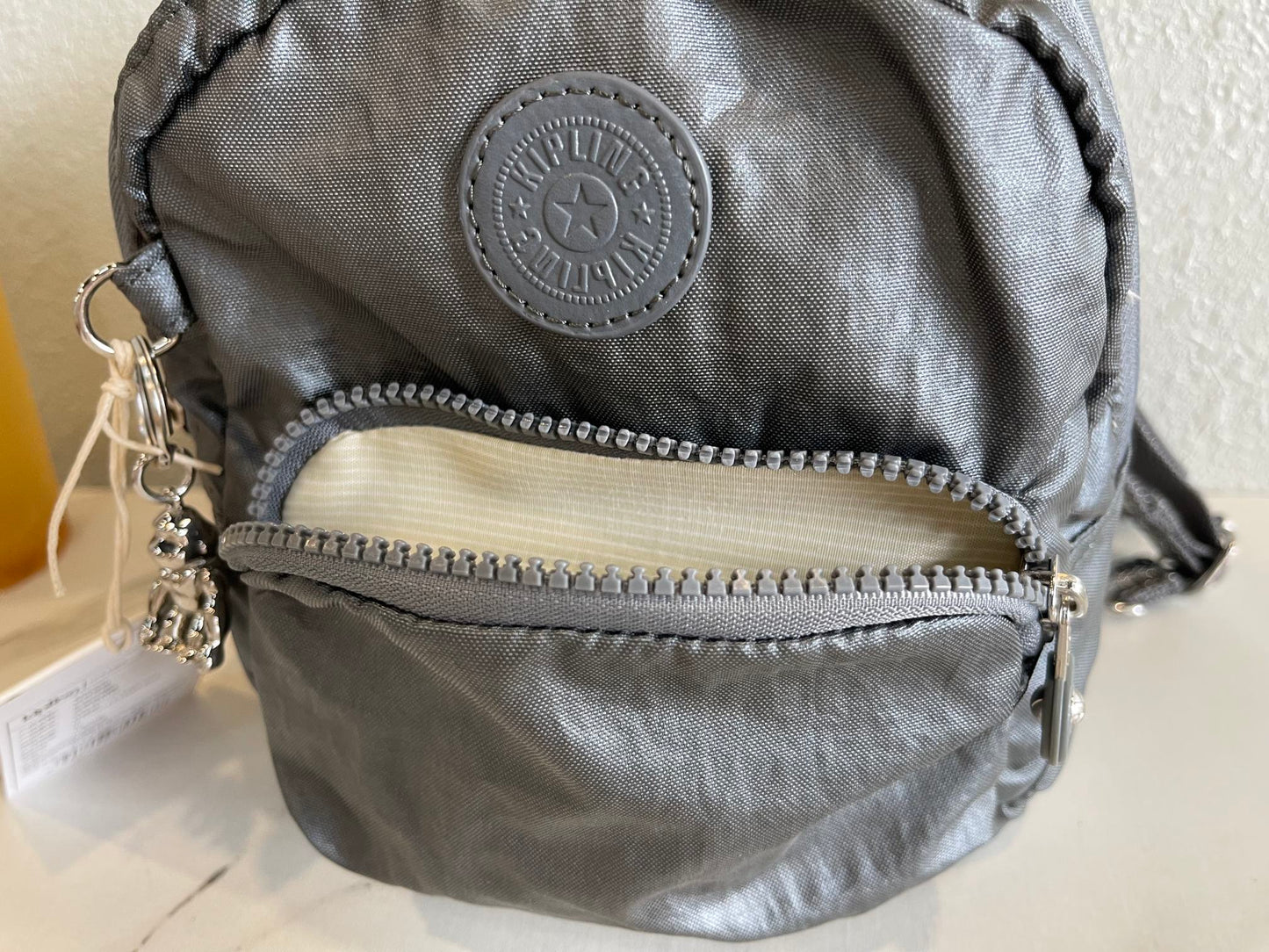 KIP BAG-697