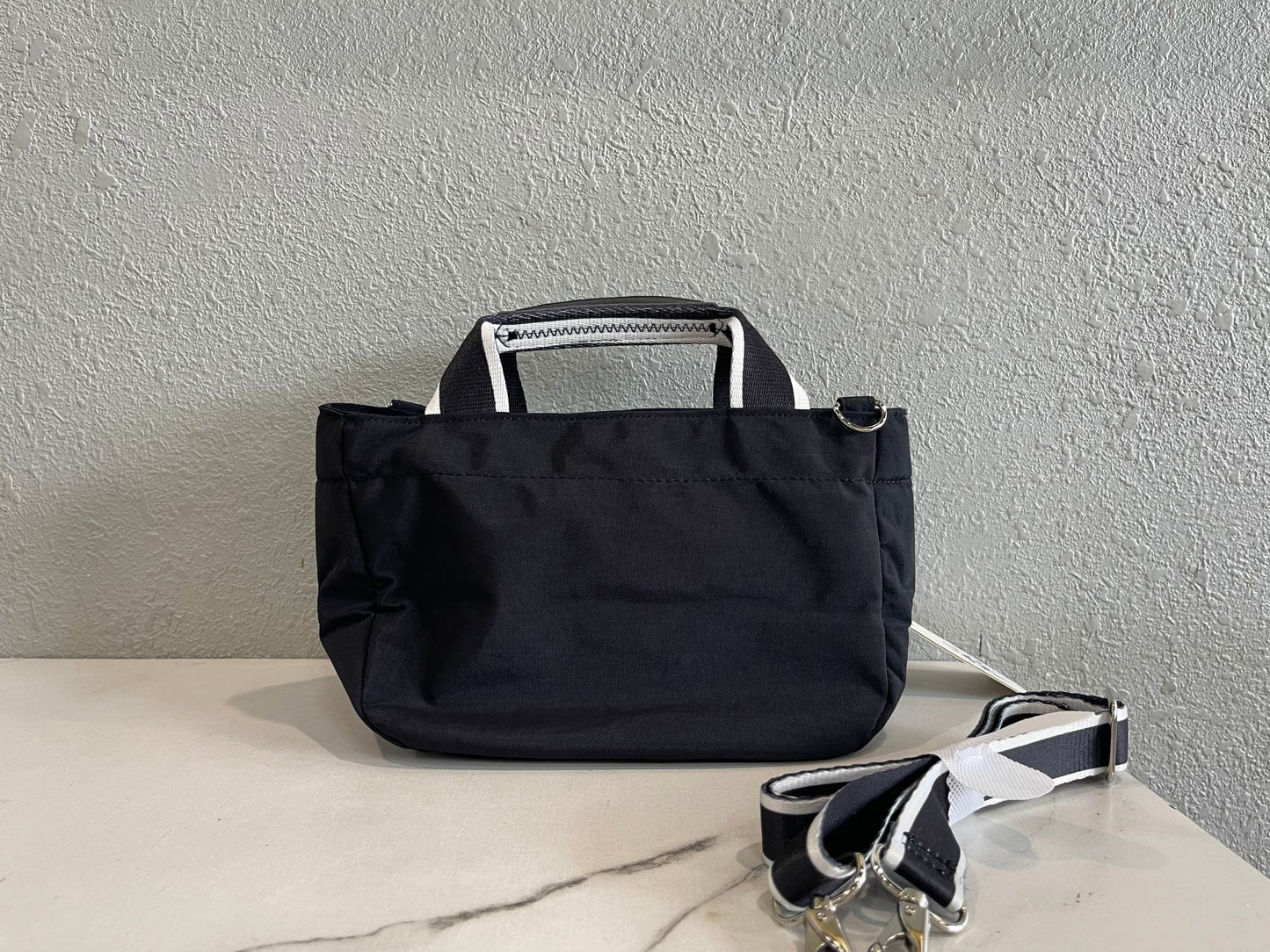KIP BAG-832