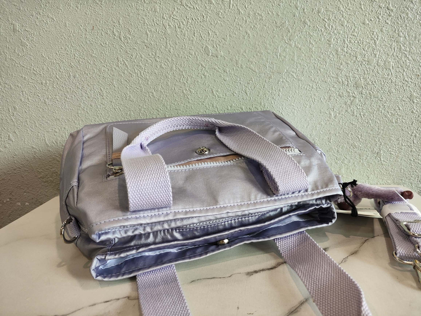 KIP BAG-889