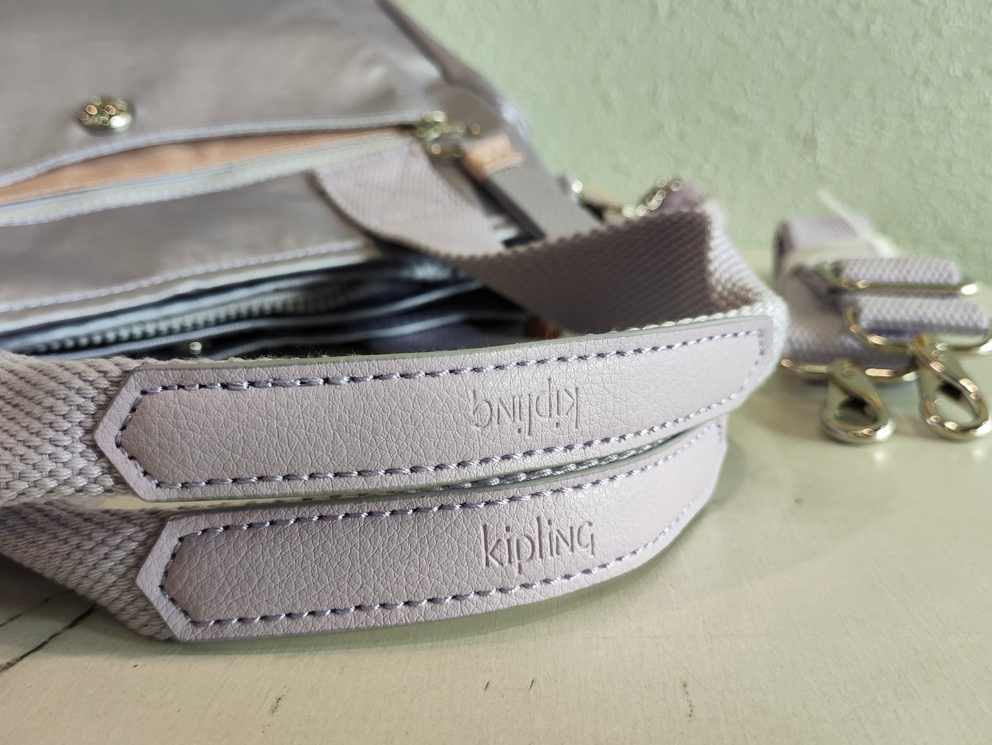 KIP BAG-889