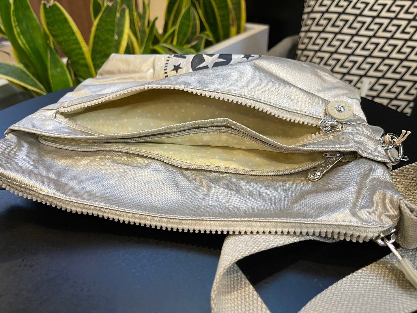 KIP BAG-956