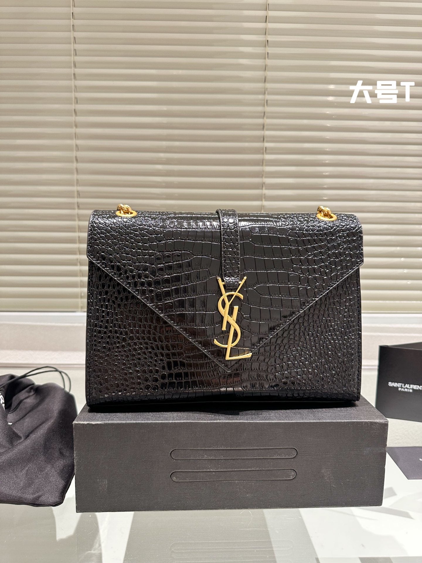 YSL-BAG-245