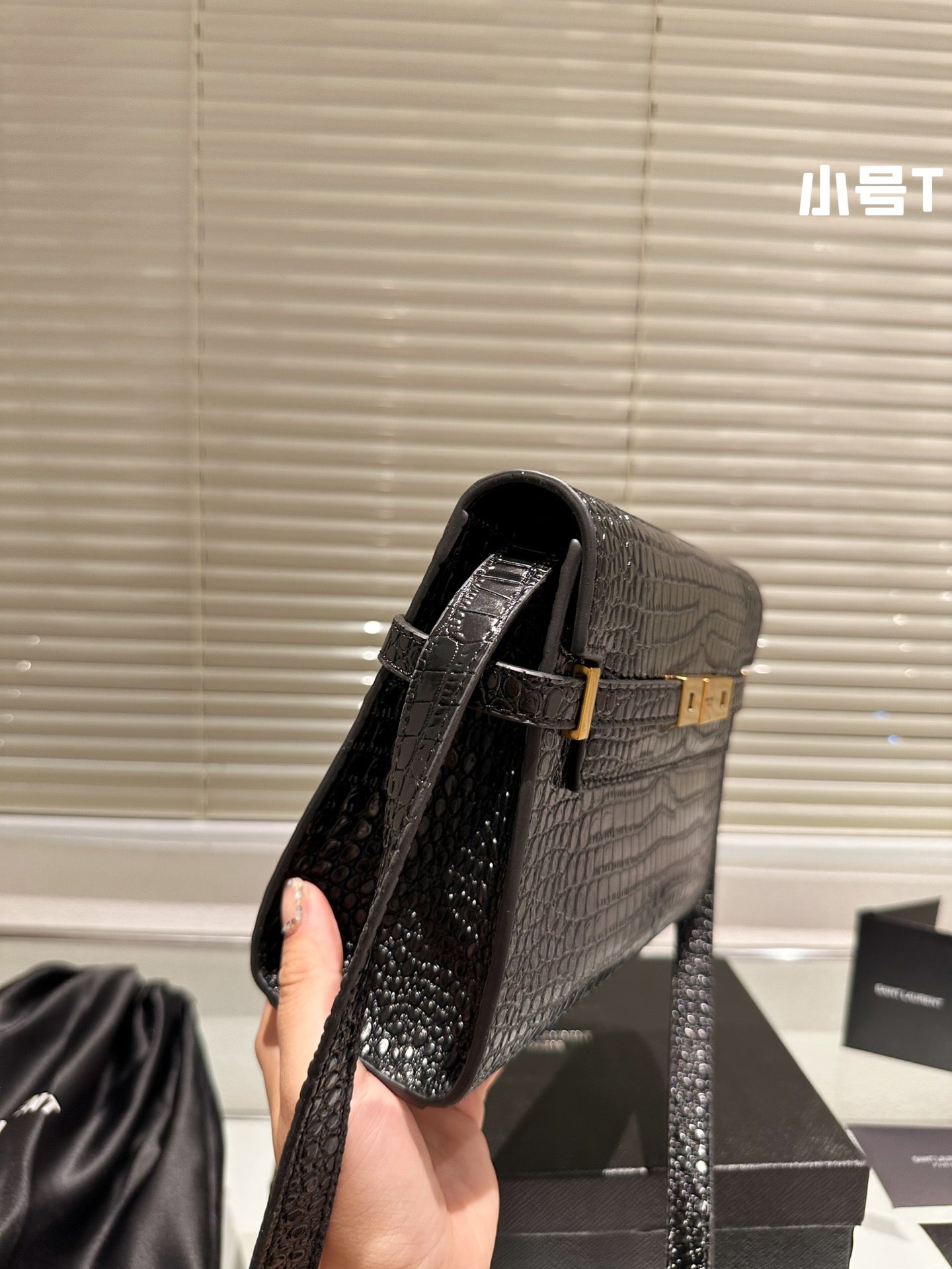 YSL-BAG-249