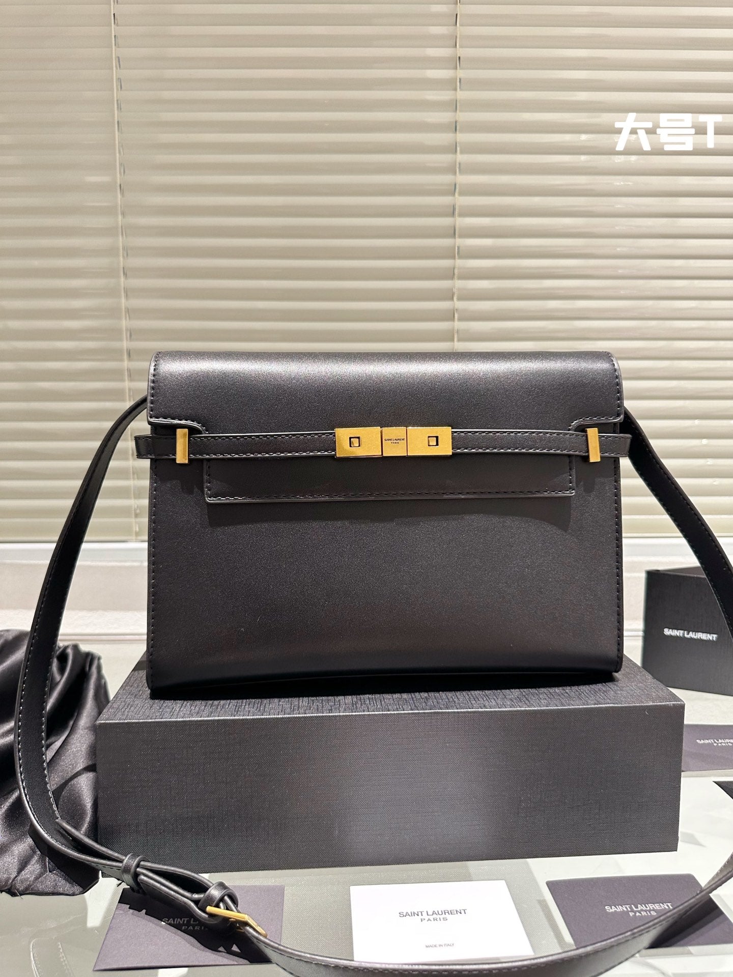 YSL-BAG-250