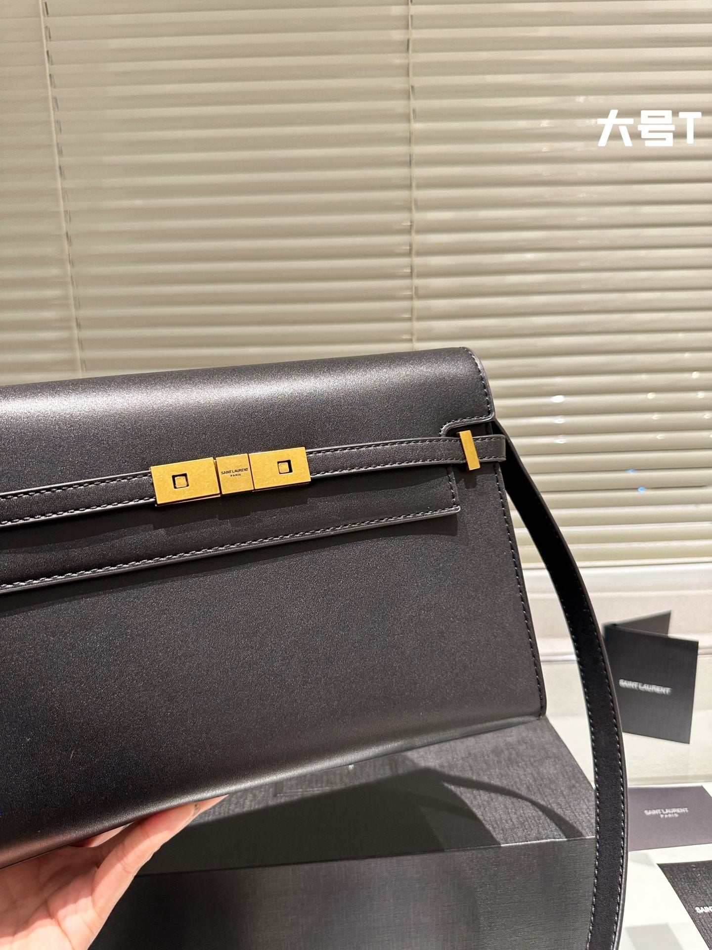 YSL-BAG-251