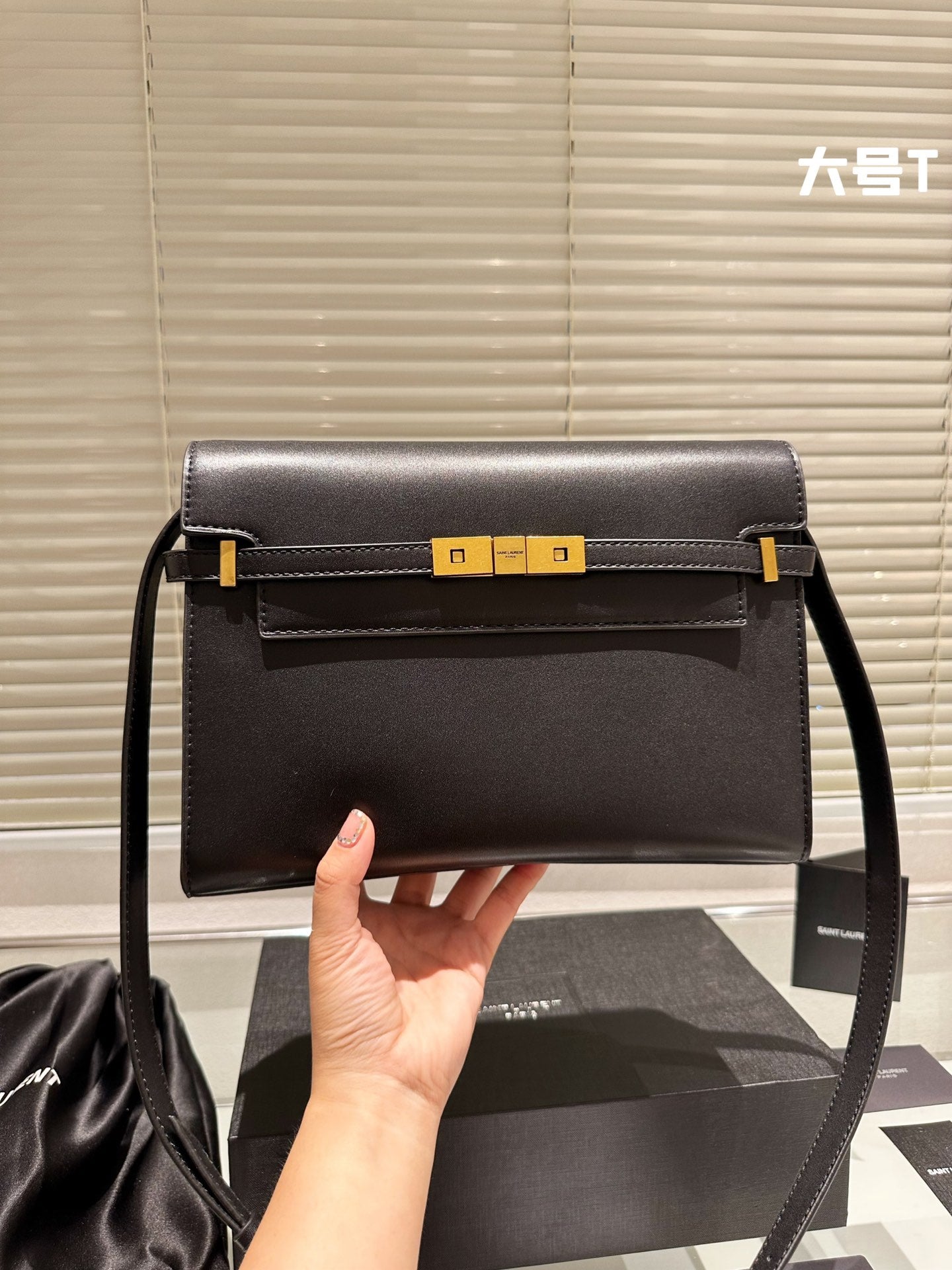 YSL-BAG-250