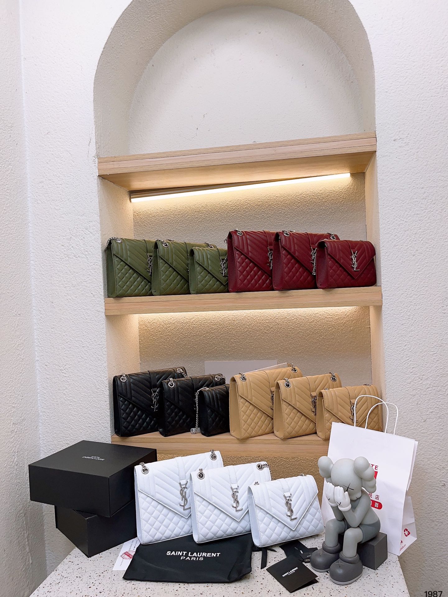 YSL-BAG-698
