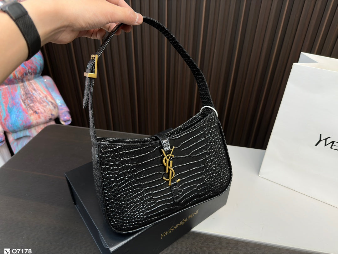 YSL-BAG-715