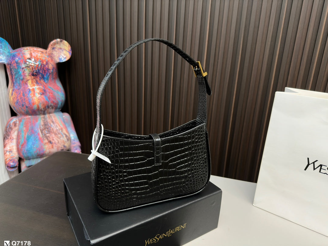 YSL-BAG-462