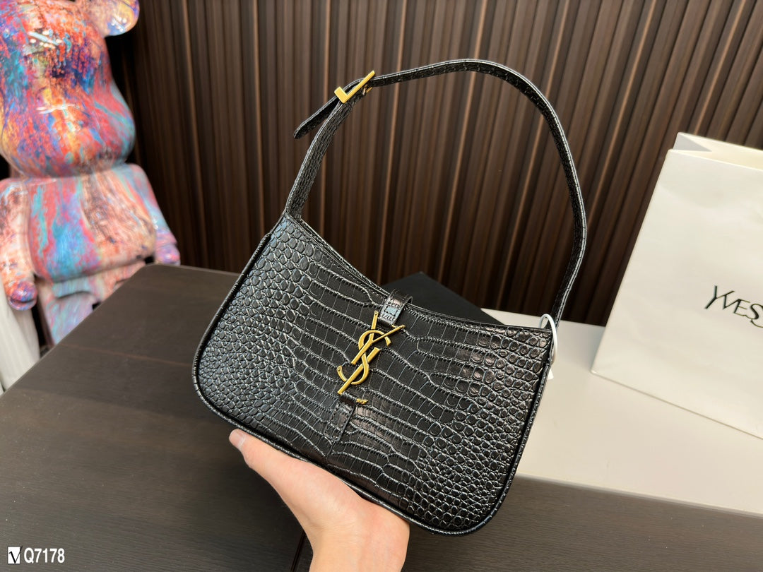 YSL-BAG-715