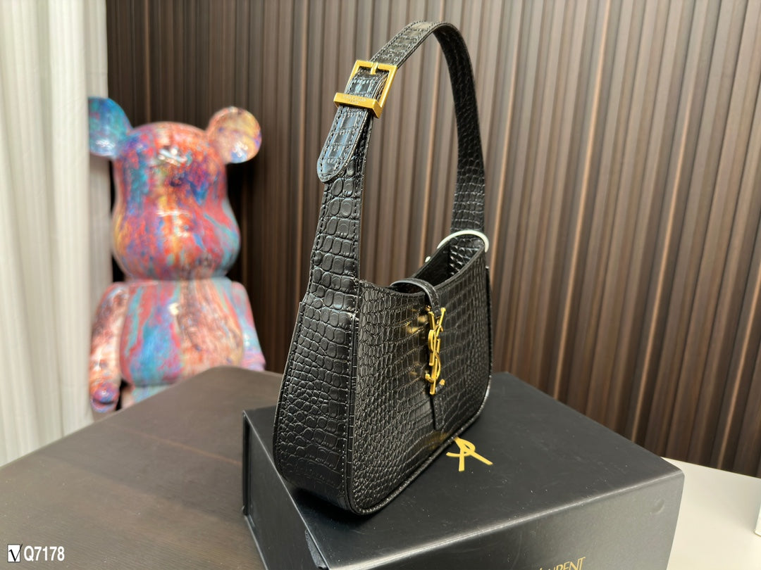 YSL-BAG-715