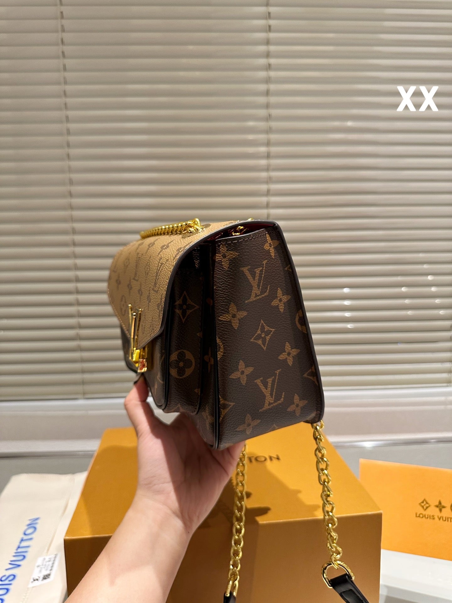 YSL-BAG-470