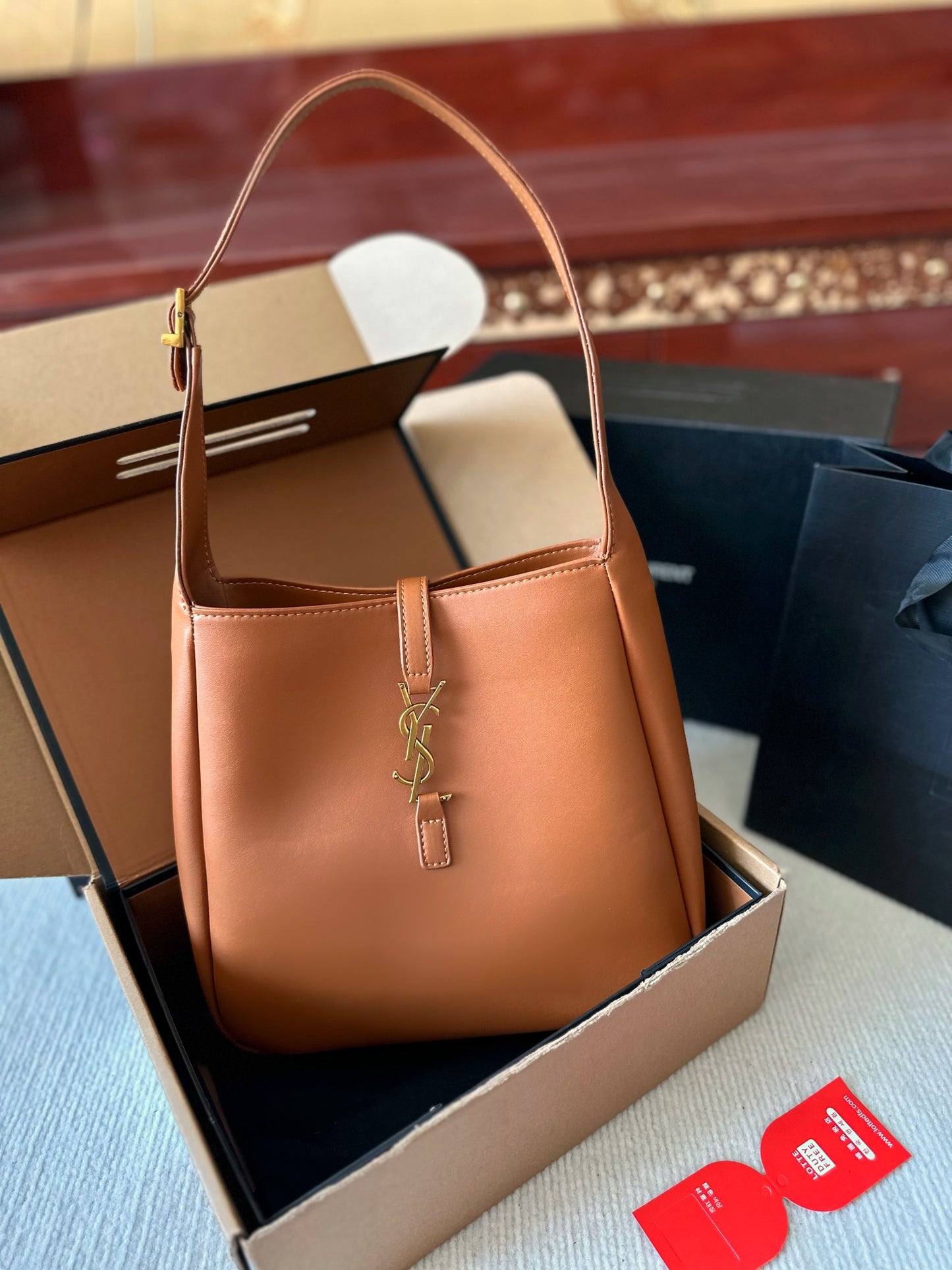 YSL-BAG-477