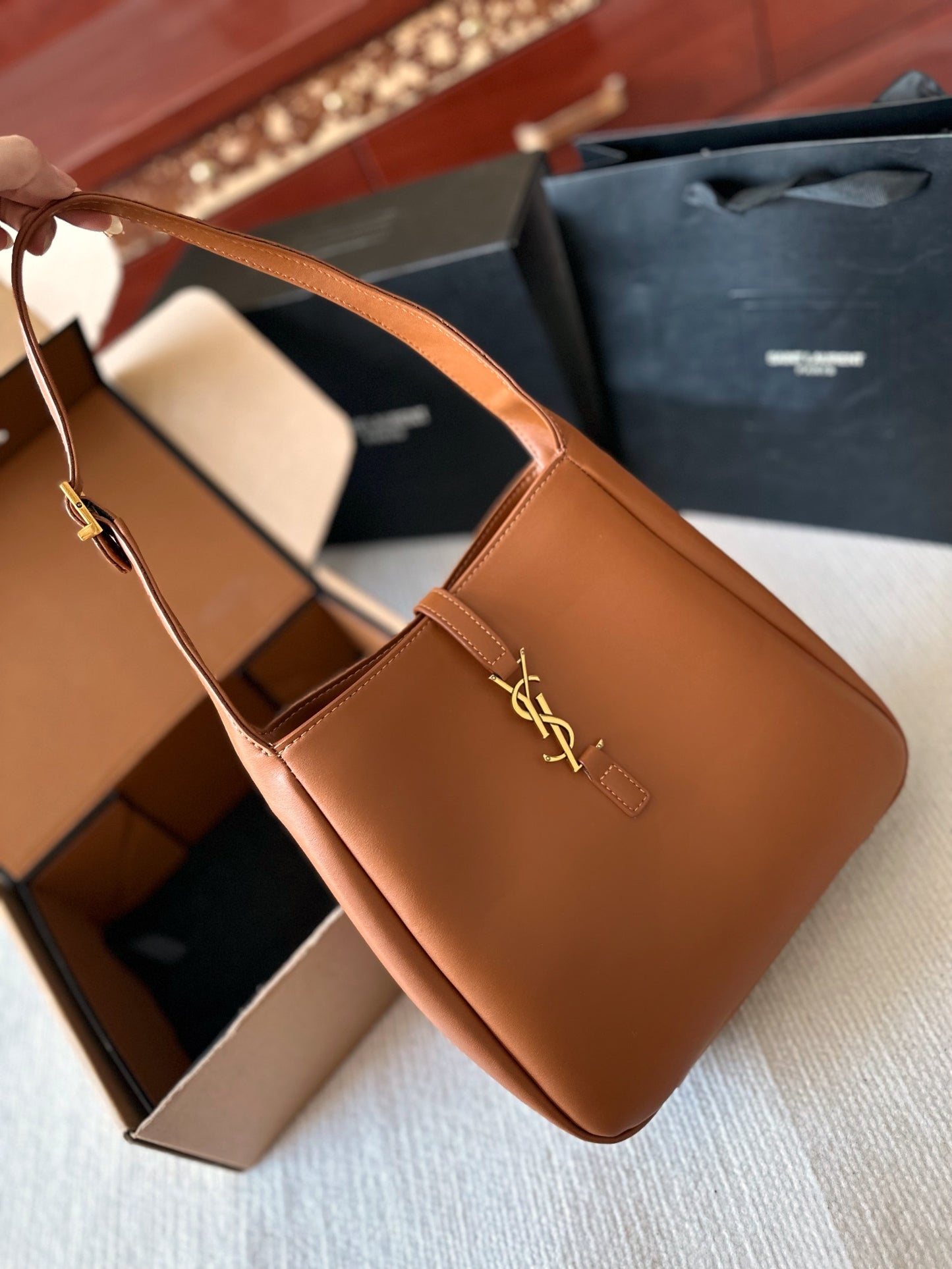 YSL-BAG-324