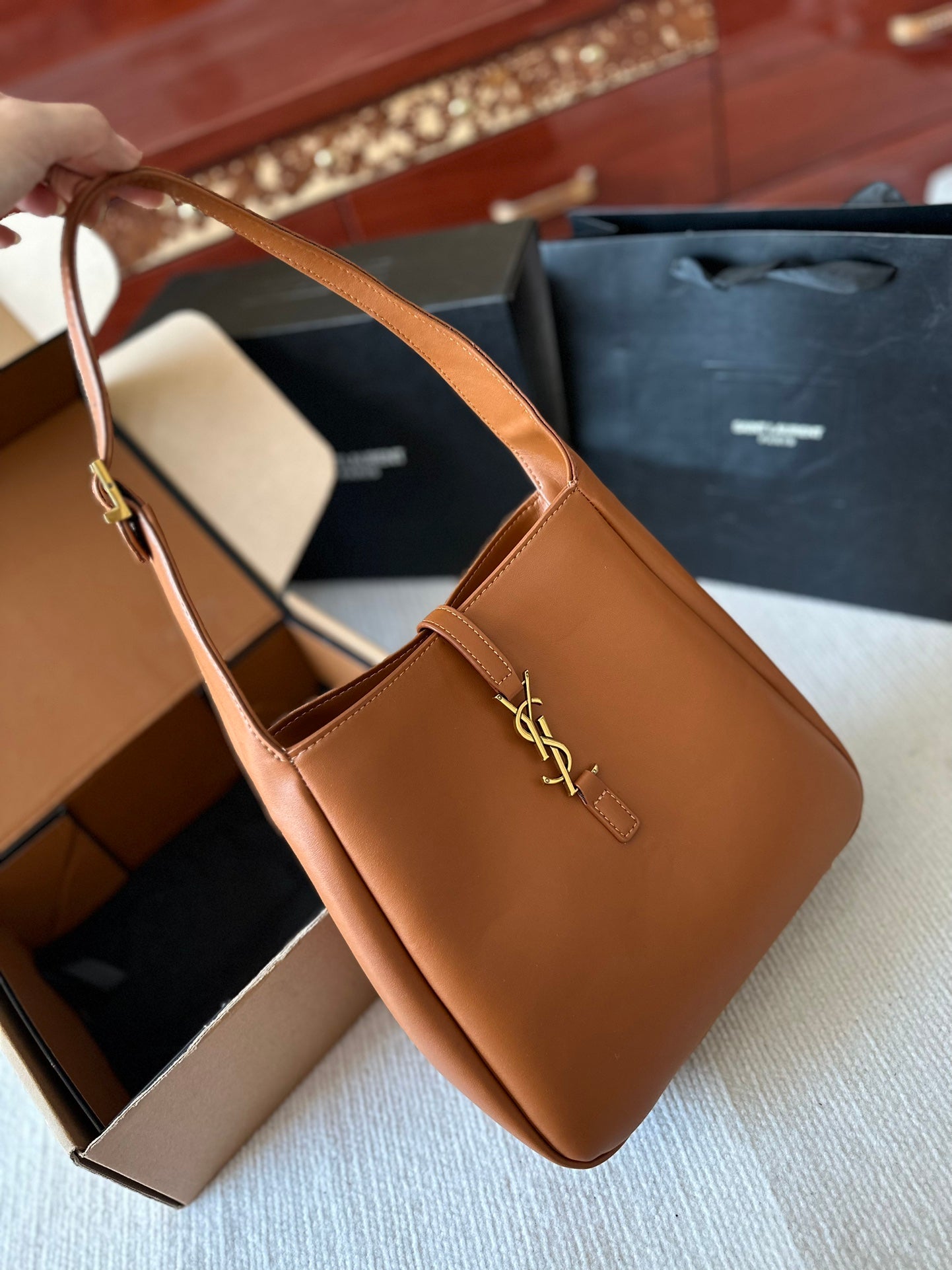 YSL-BAG-324