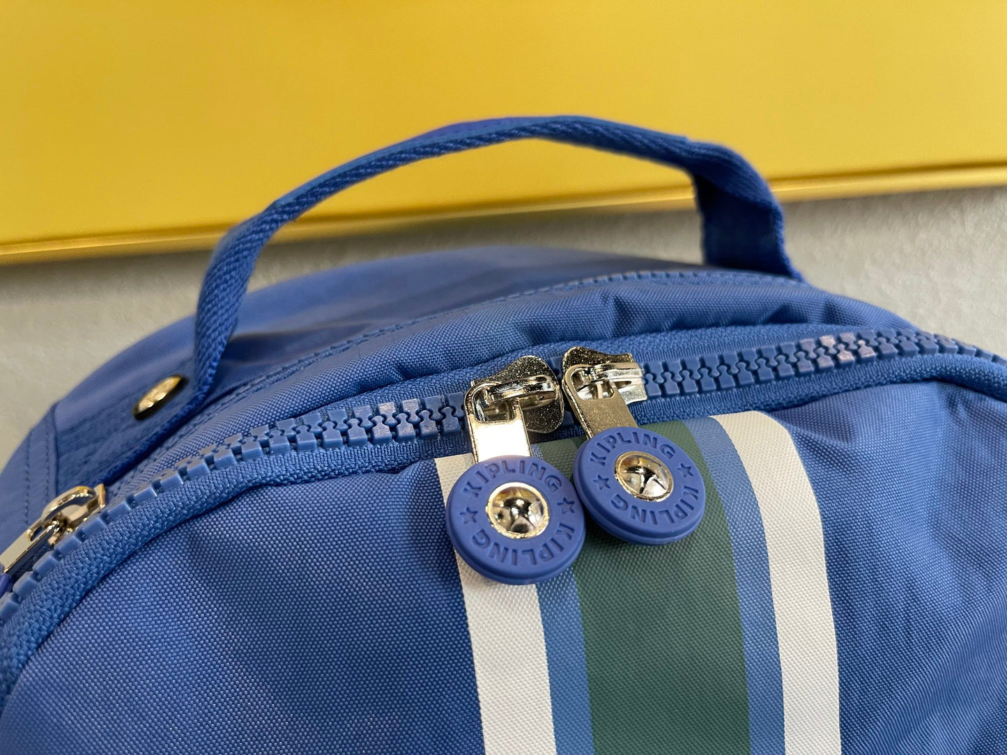 KIP BAG-1011