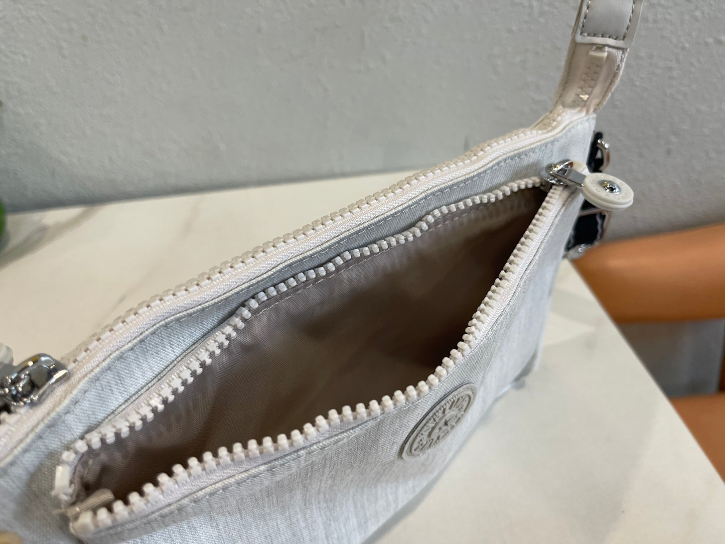 KIP BAG-1051