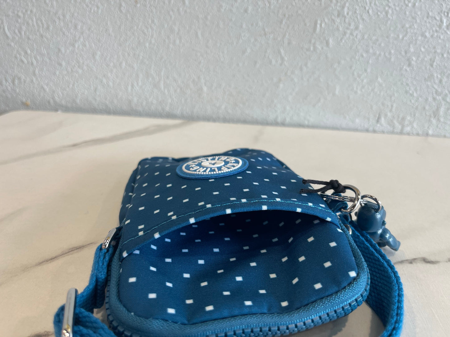 KIP BAG-1074