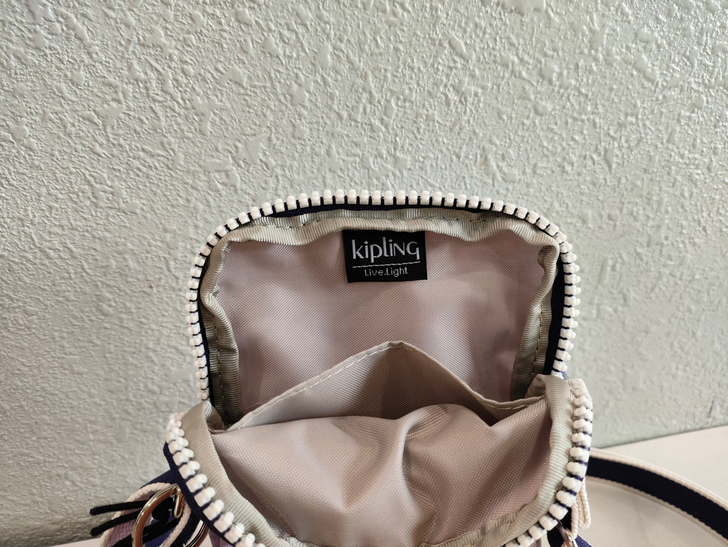 KIP BAG-1077