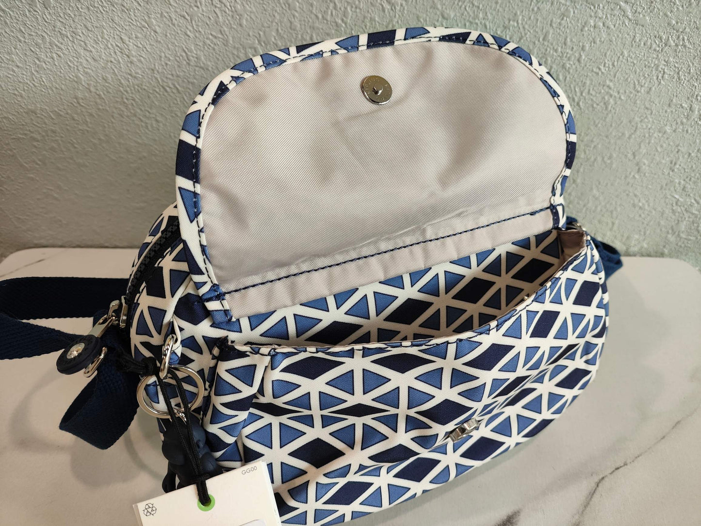 KIP BAG-1221