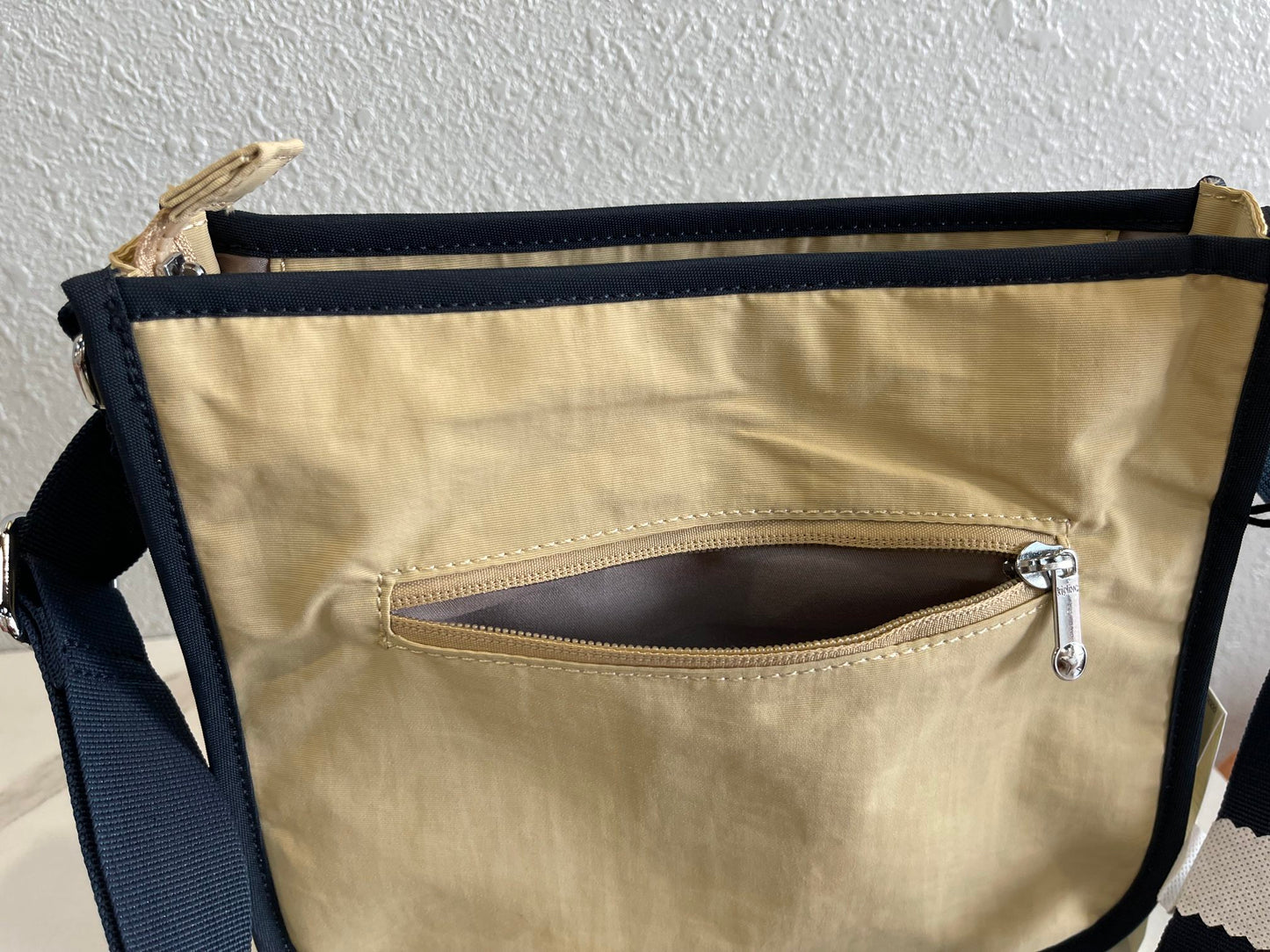 KIP BAG-1238