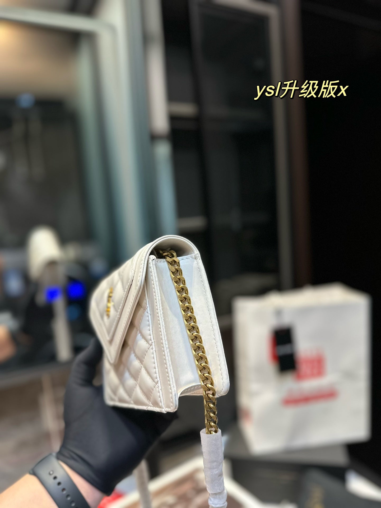 YSL-BAG-525