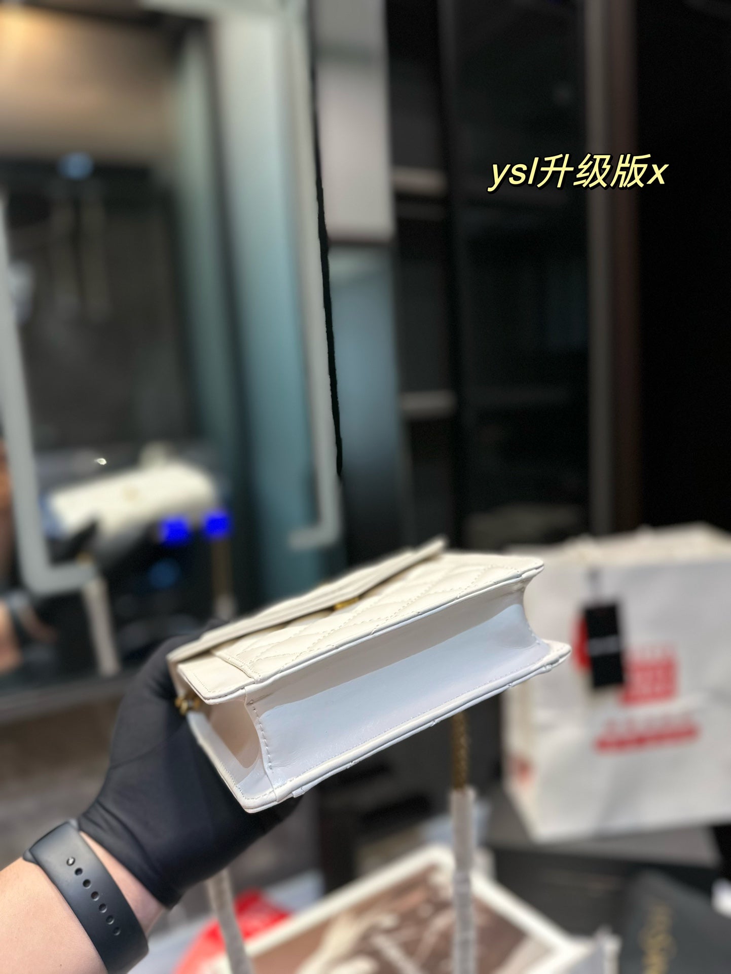 YSL-BAG-525