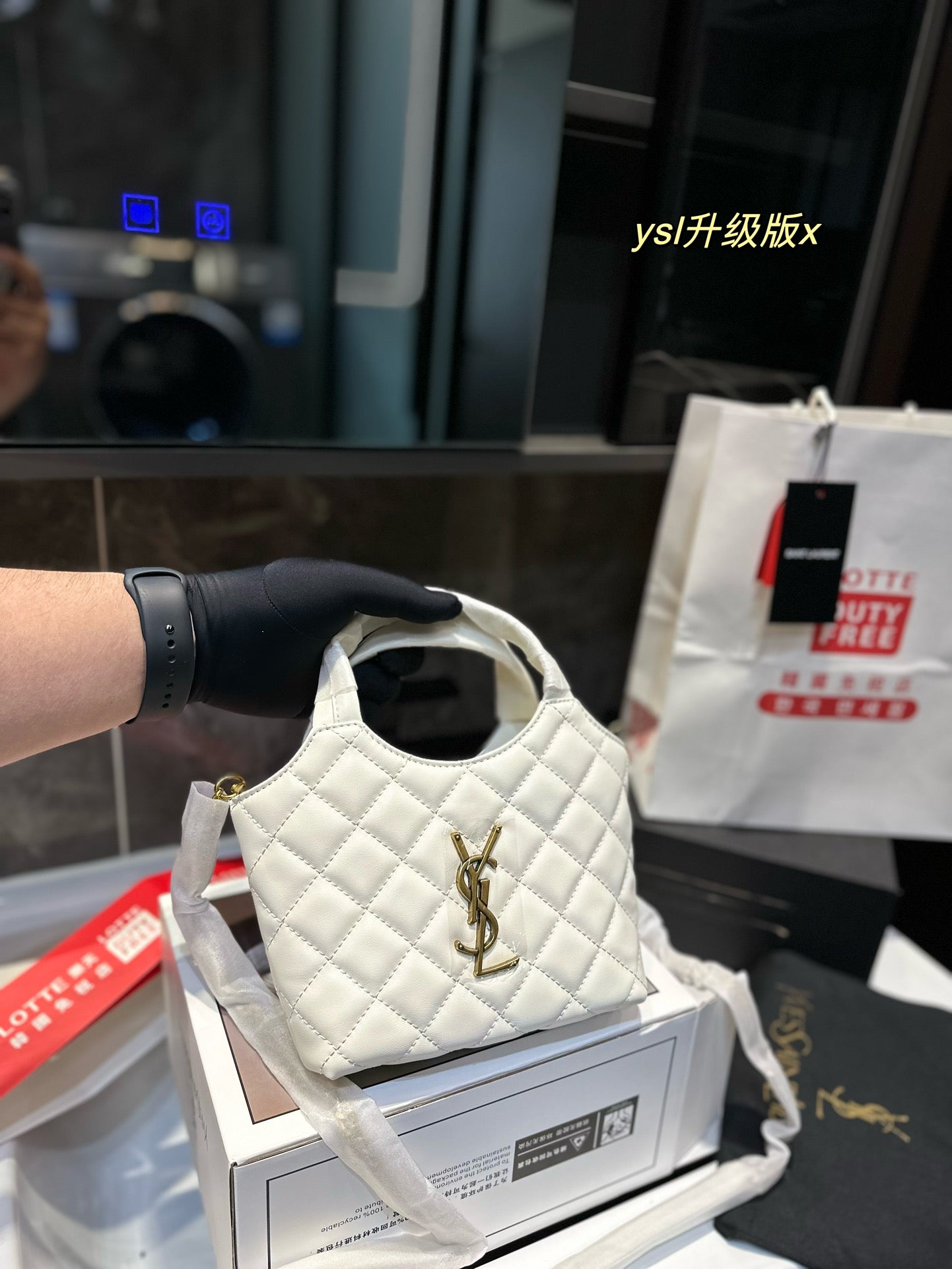 YSL-BAG-526
