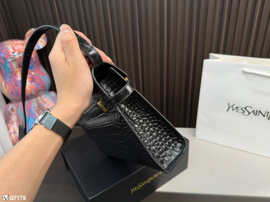 YSL-BAG-382