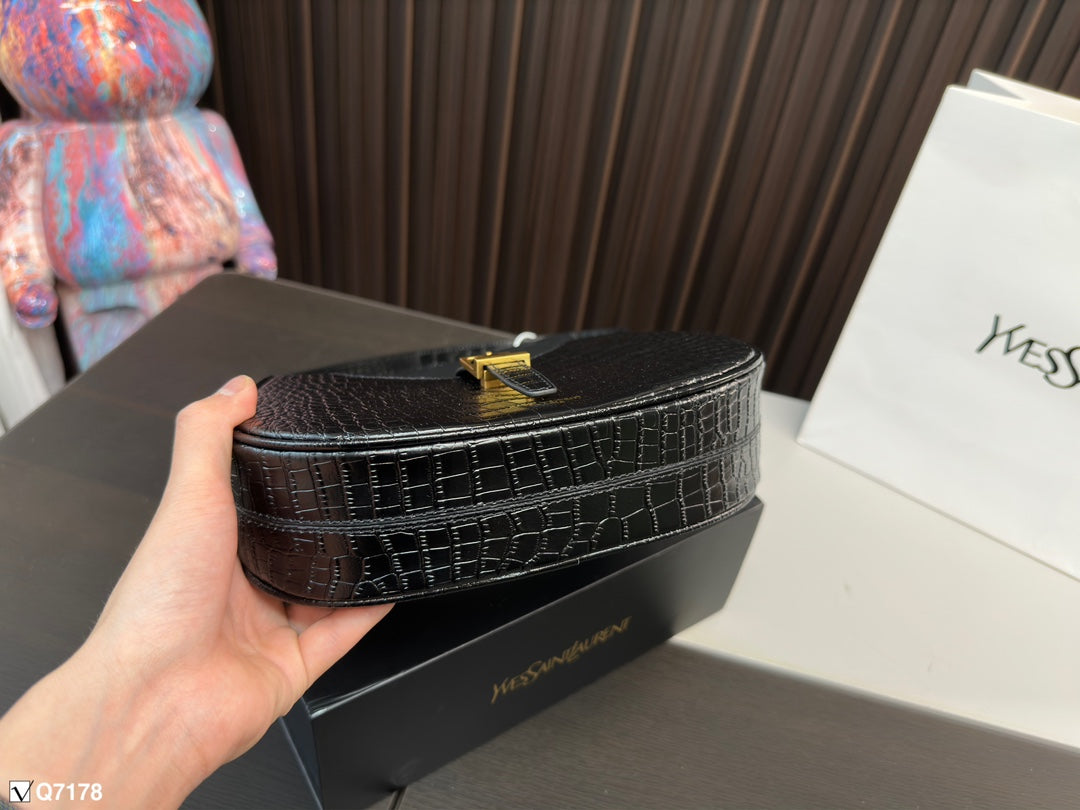 YSL-BAG-535