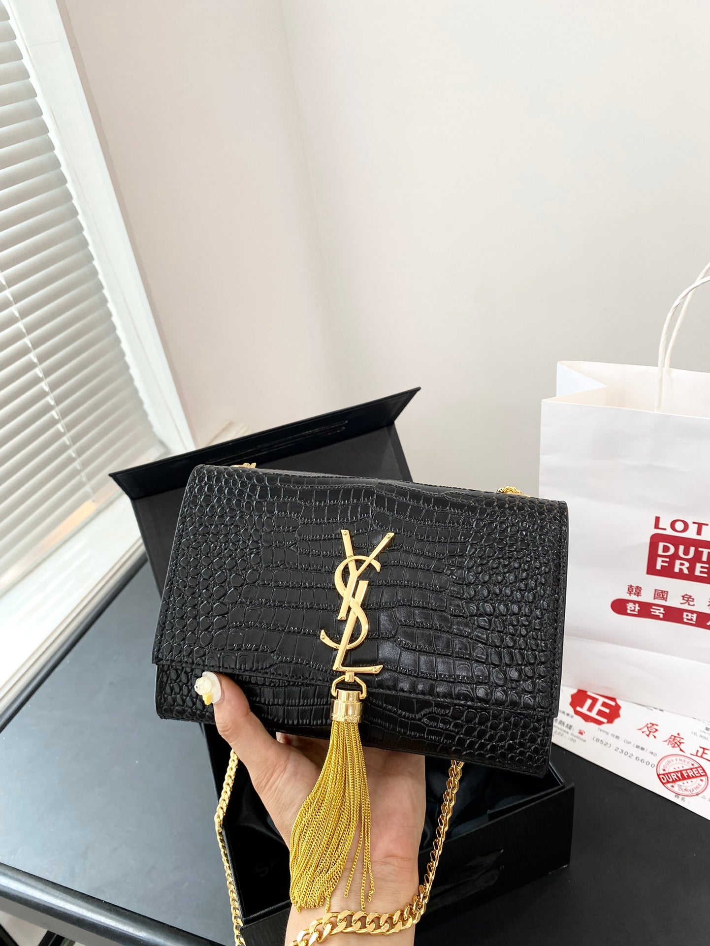 YSL-BAG-537