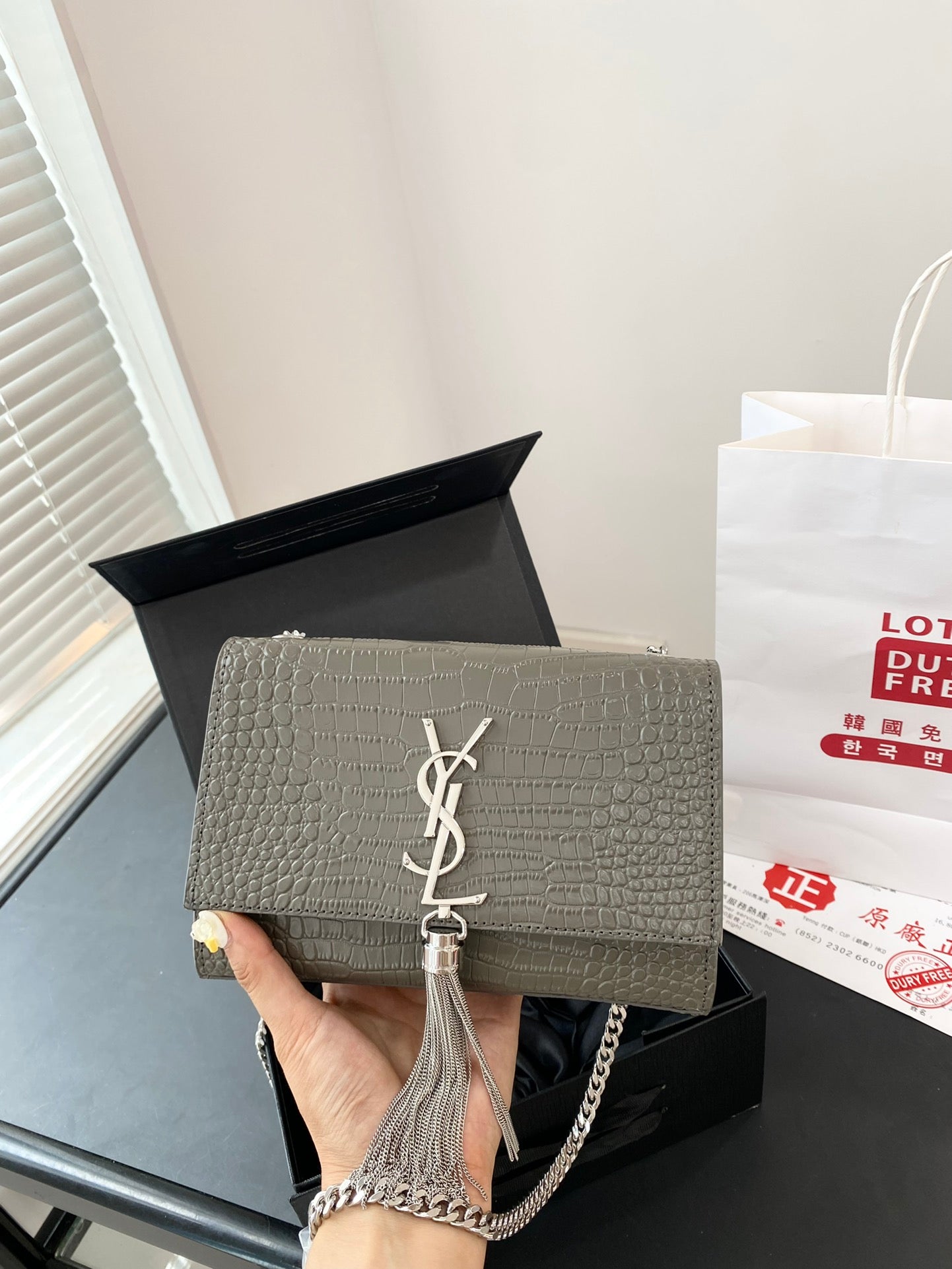 YSL-BAG-385
