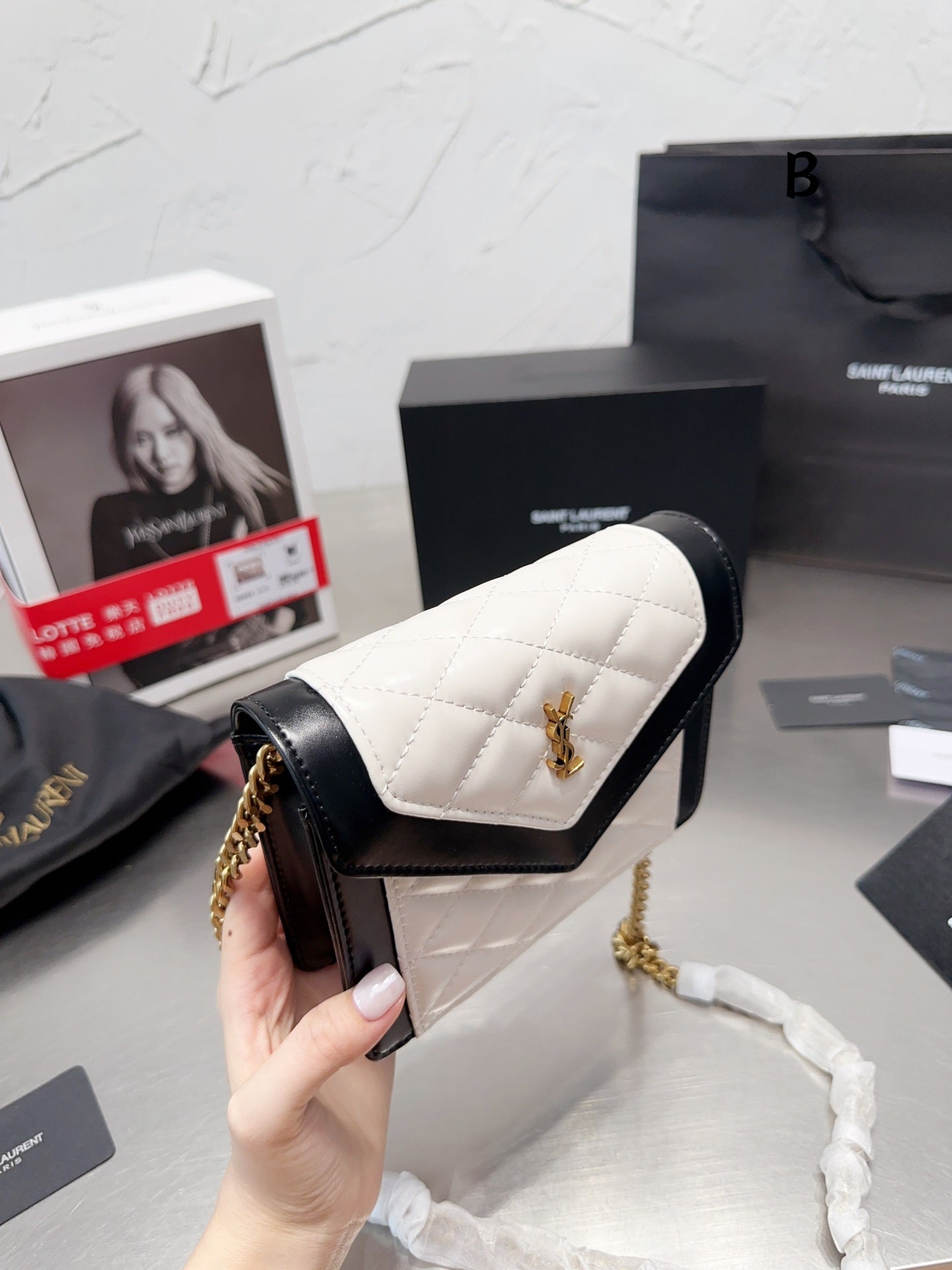 YSL-BAG-389