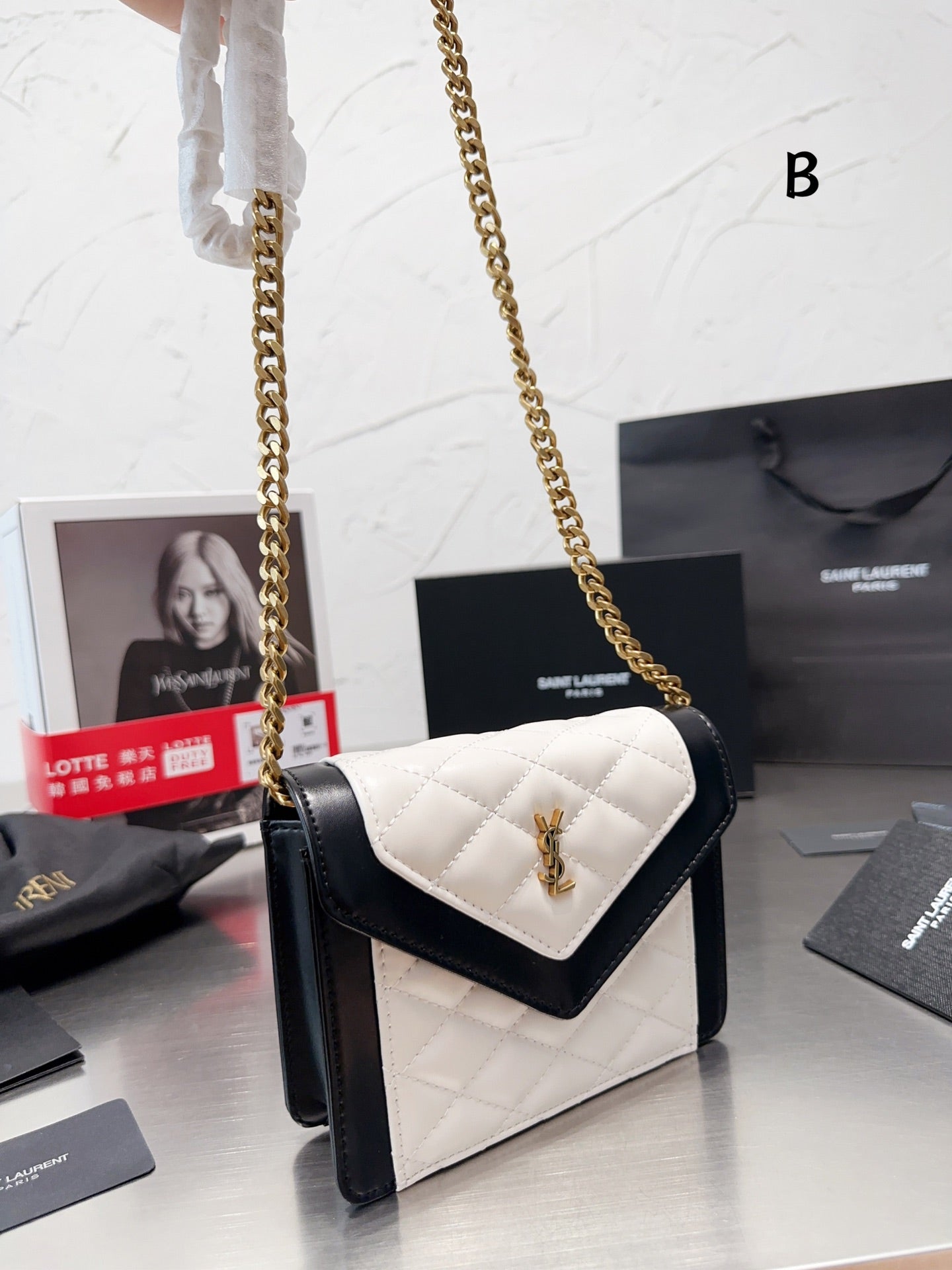 YSL-BAG-389