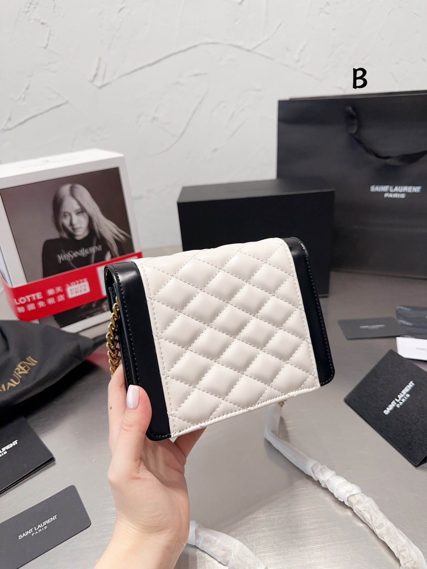 YSL-BAG-389