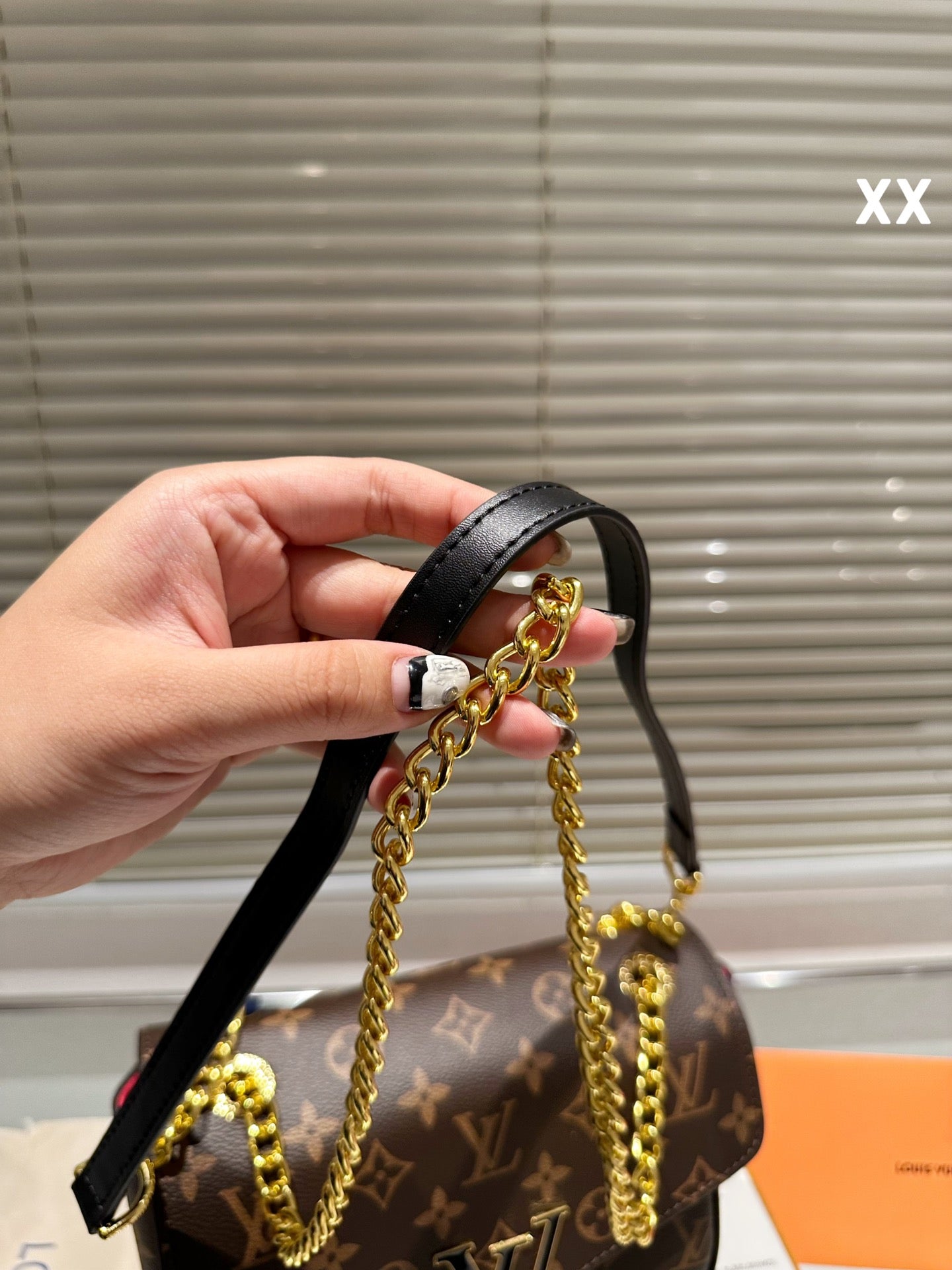 YSL-BAG-584