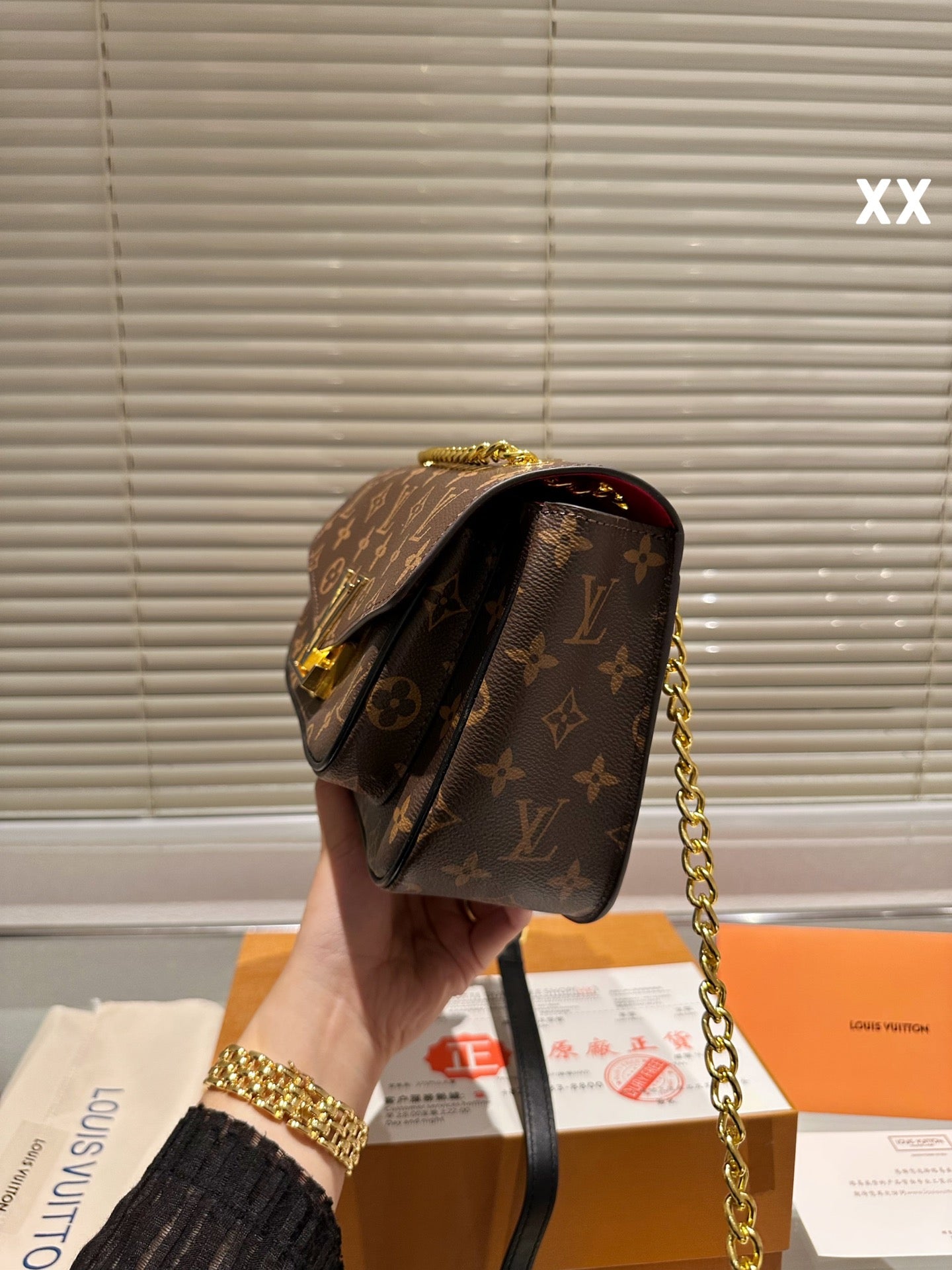 YSL-BAG-584