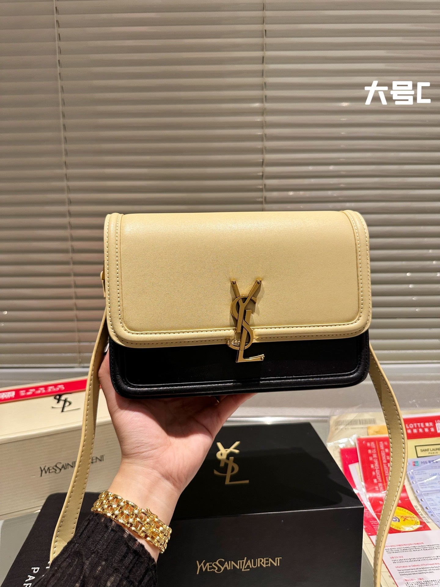 YSL-BAG-586