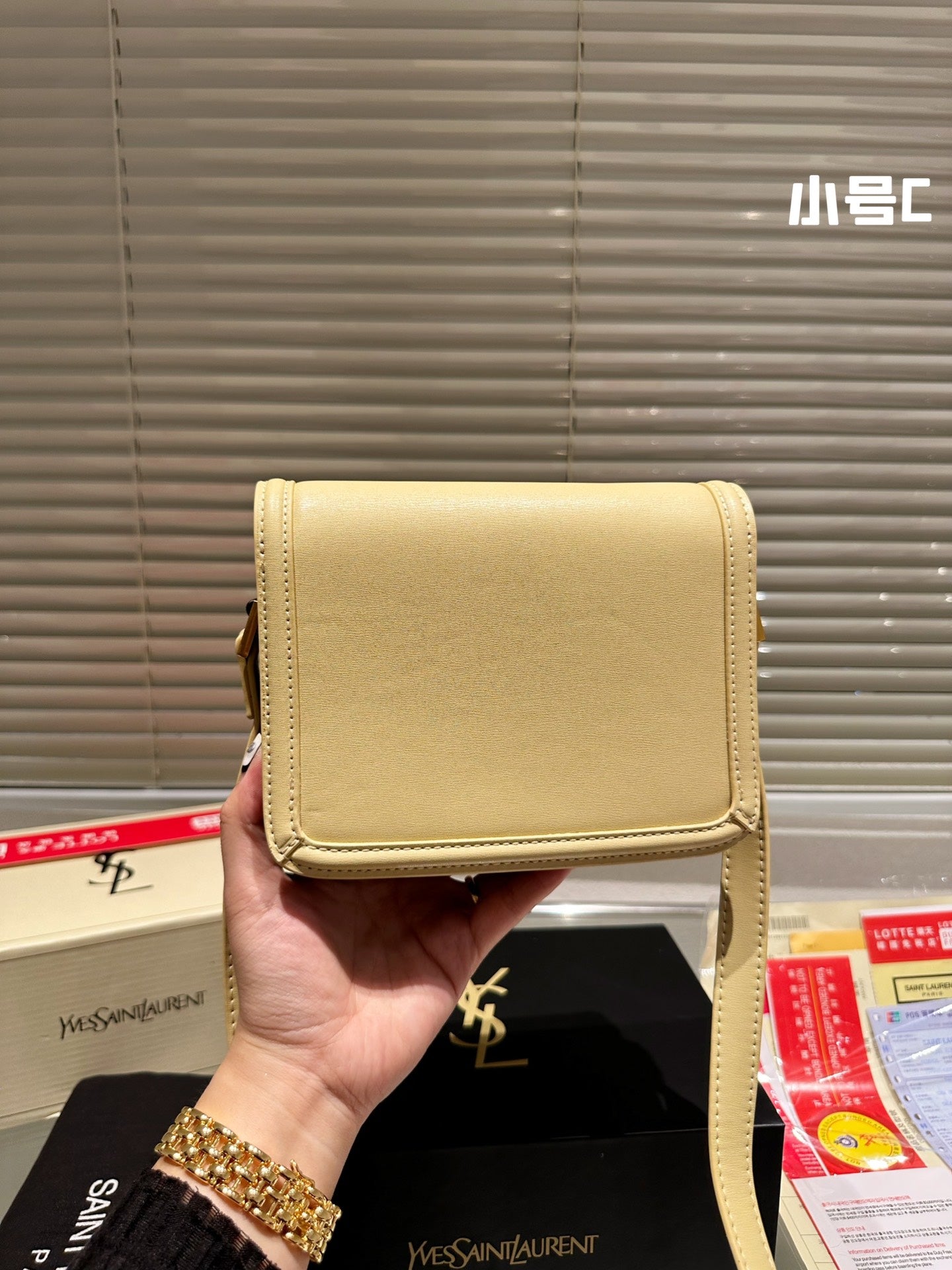 YSL-BAG-585