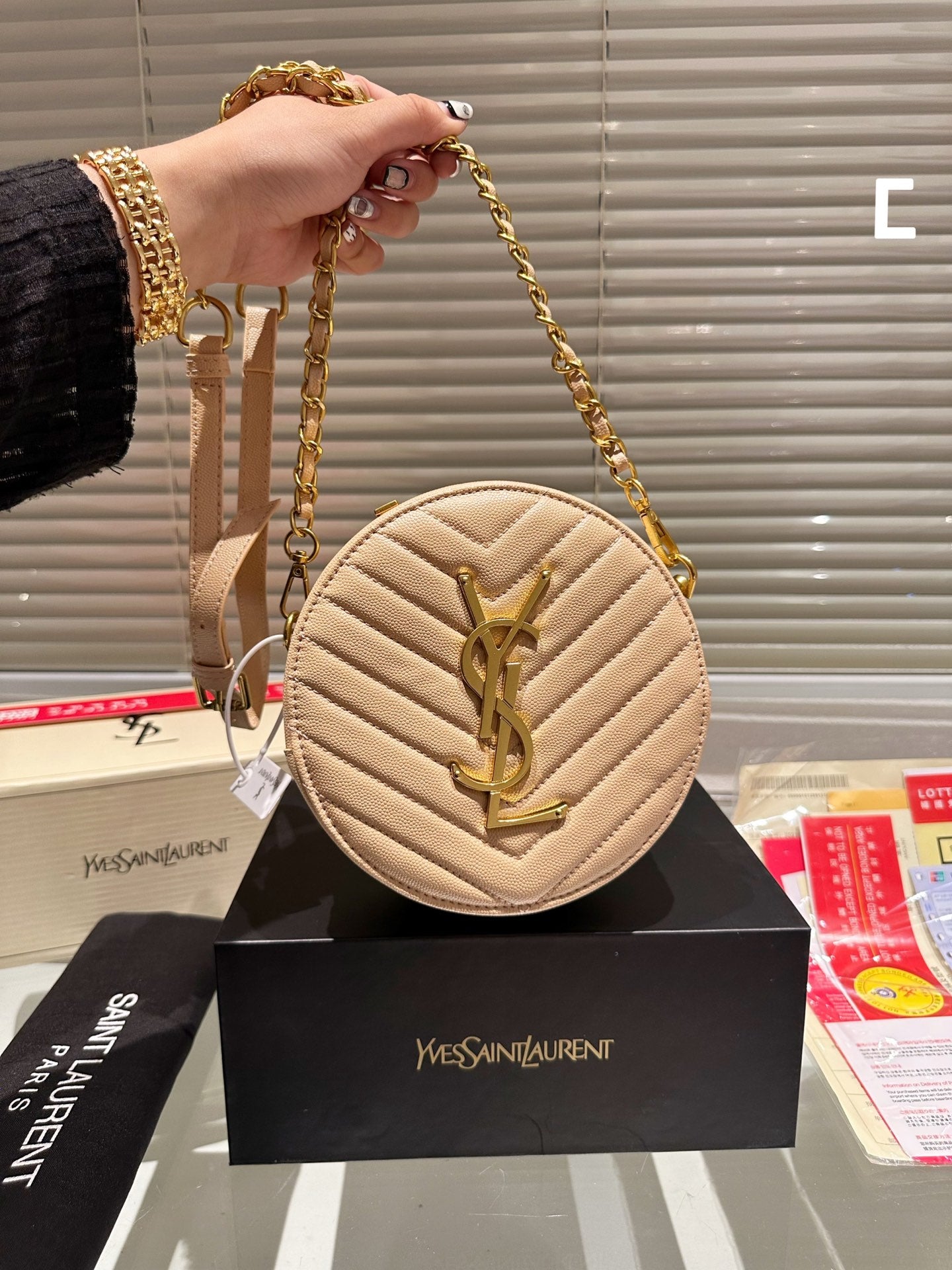 YSL-BAG-588