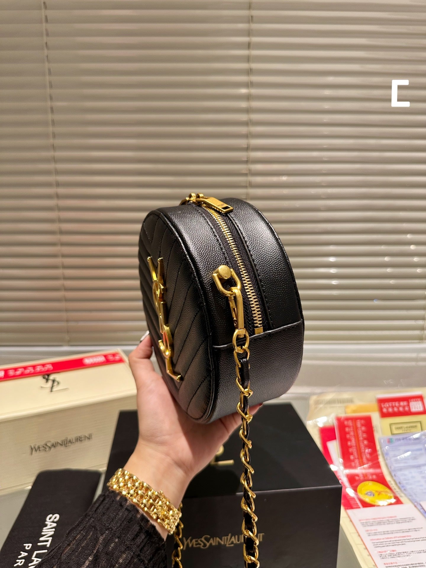 YSL-BAG-588