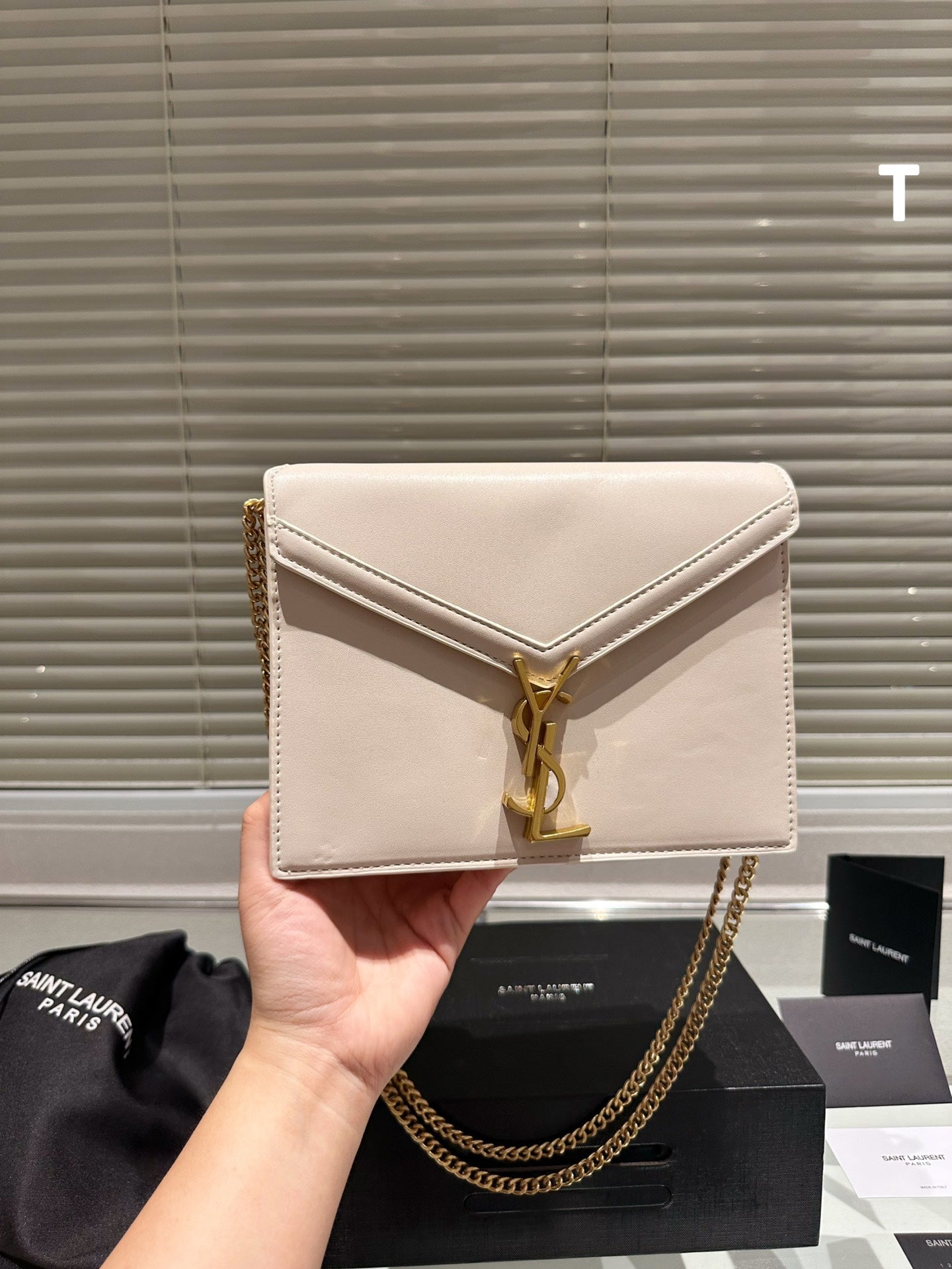 YSL-BAG-589