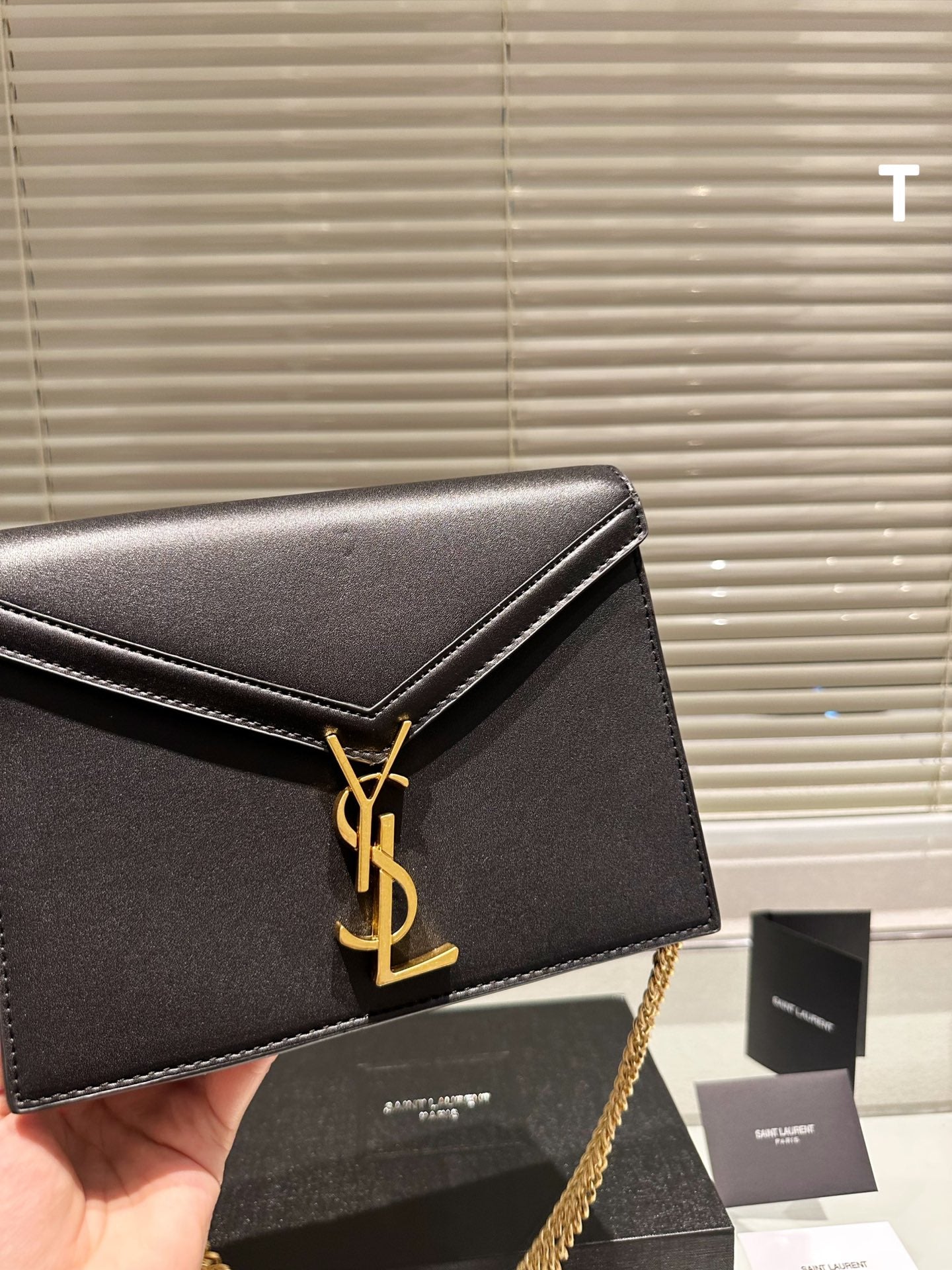 YSL-BAG-589