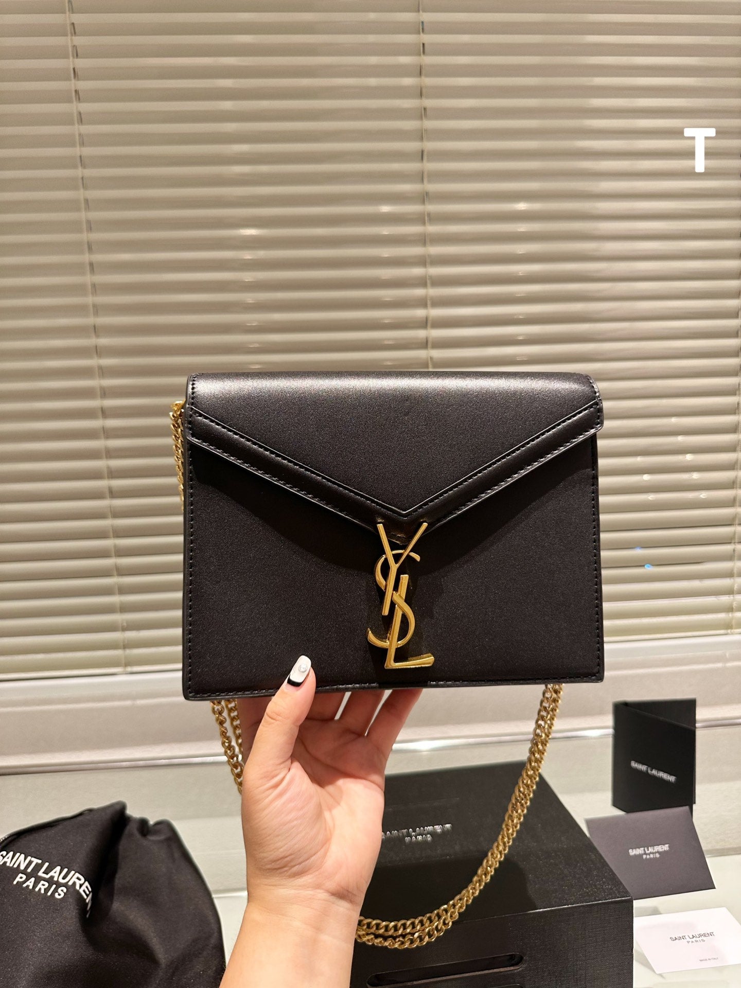 YSL-BAG-589