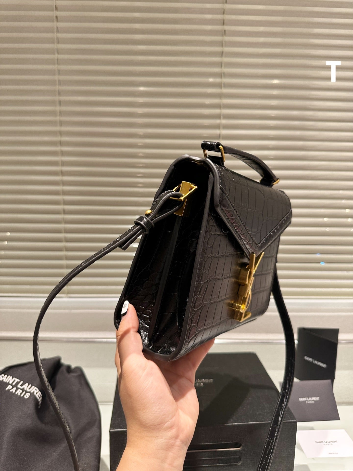 YSL-BAG-590