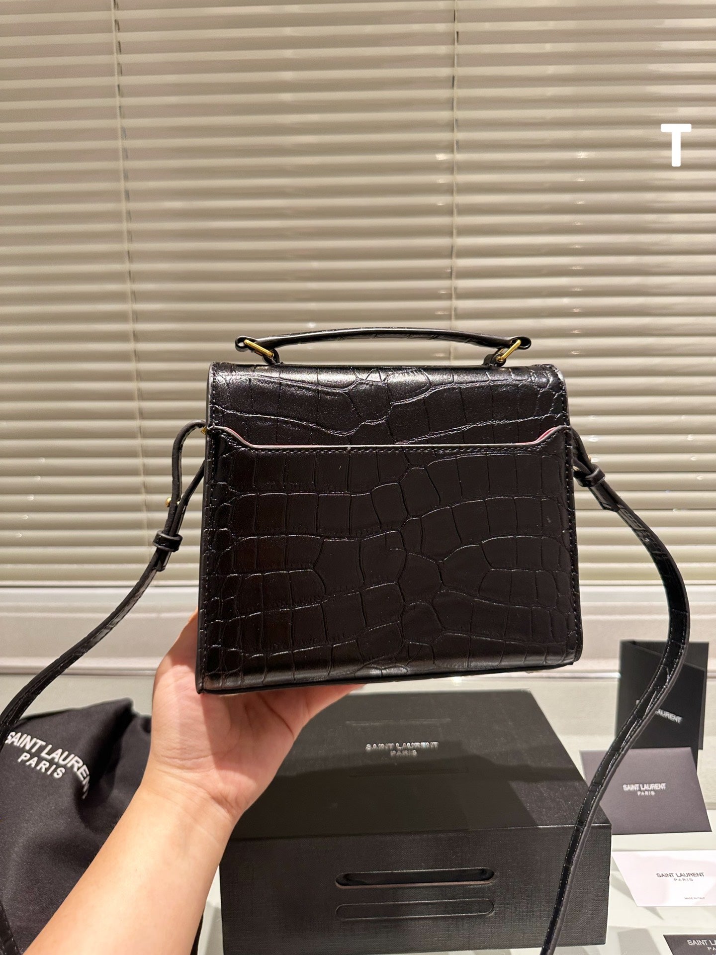 YSL-BAG-590