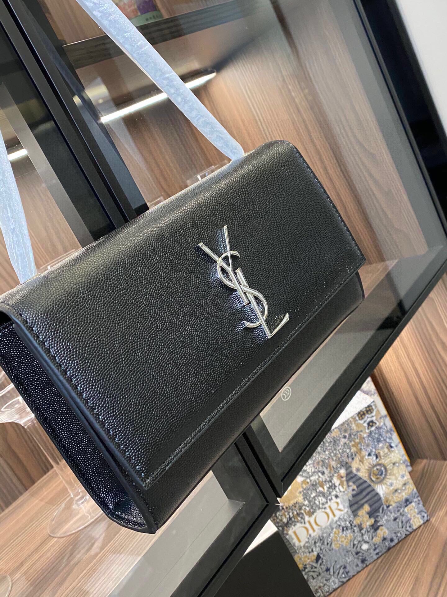 YSL-BAG-597