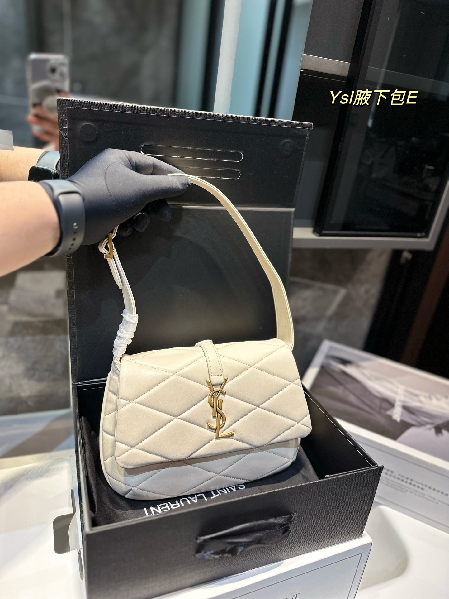 YSL-BAG-609