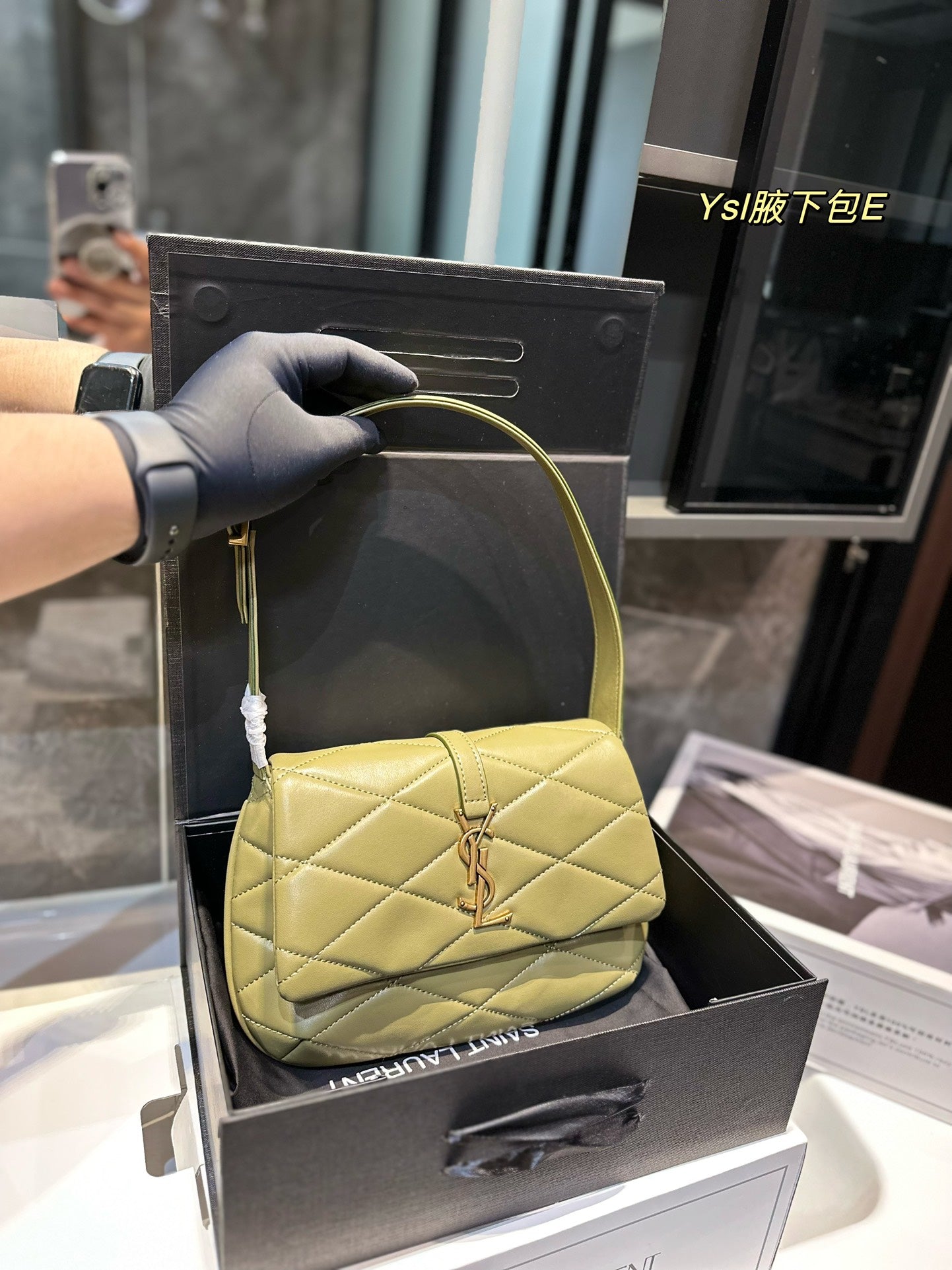 YSL-BAG-609